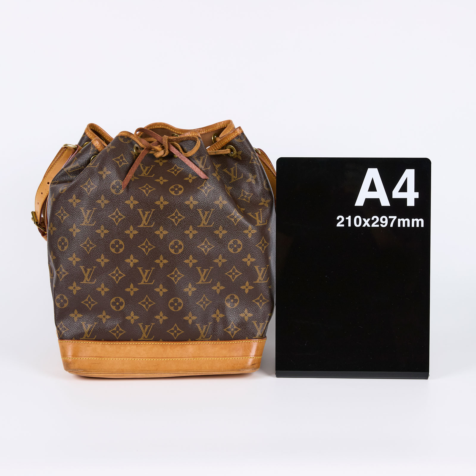 路易威登 LOUIS VUITTON Noé 原花 束口水桶包 M42224 原花水桶包NOE 無附屬品