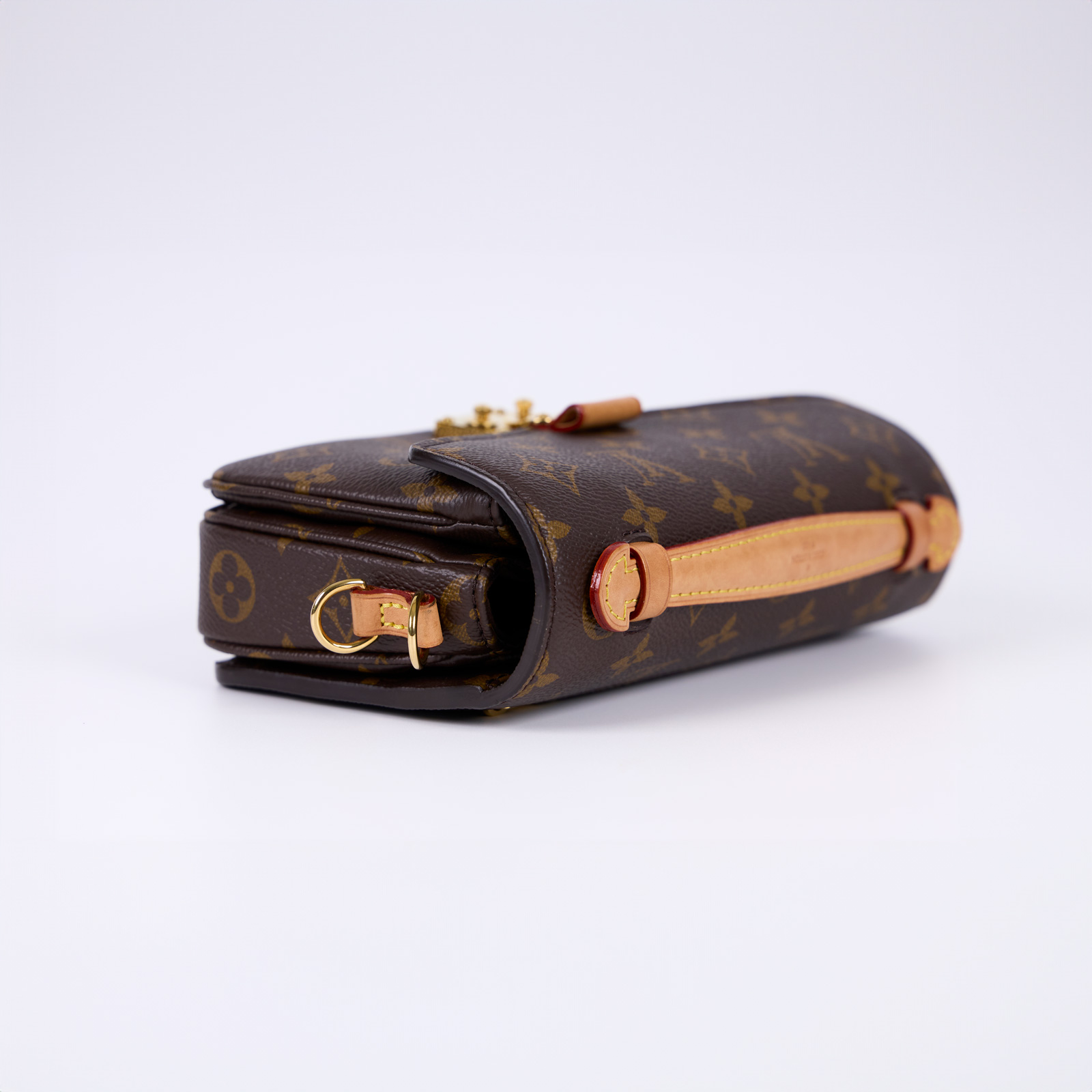 路易威登 LOUIS VUITTON Pochette Métis East West 老花 鏈條 郵差包 腋下單肩包 M46279 晶片款  無附屬品