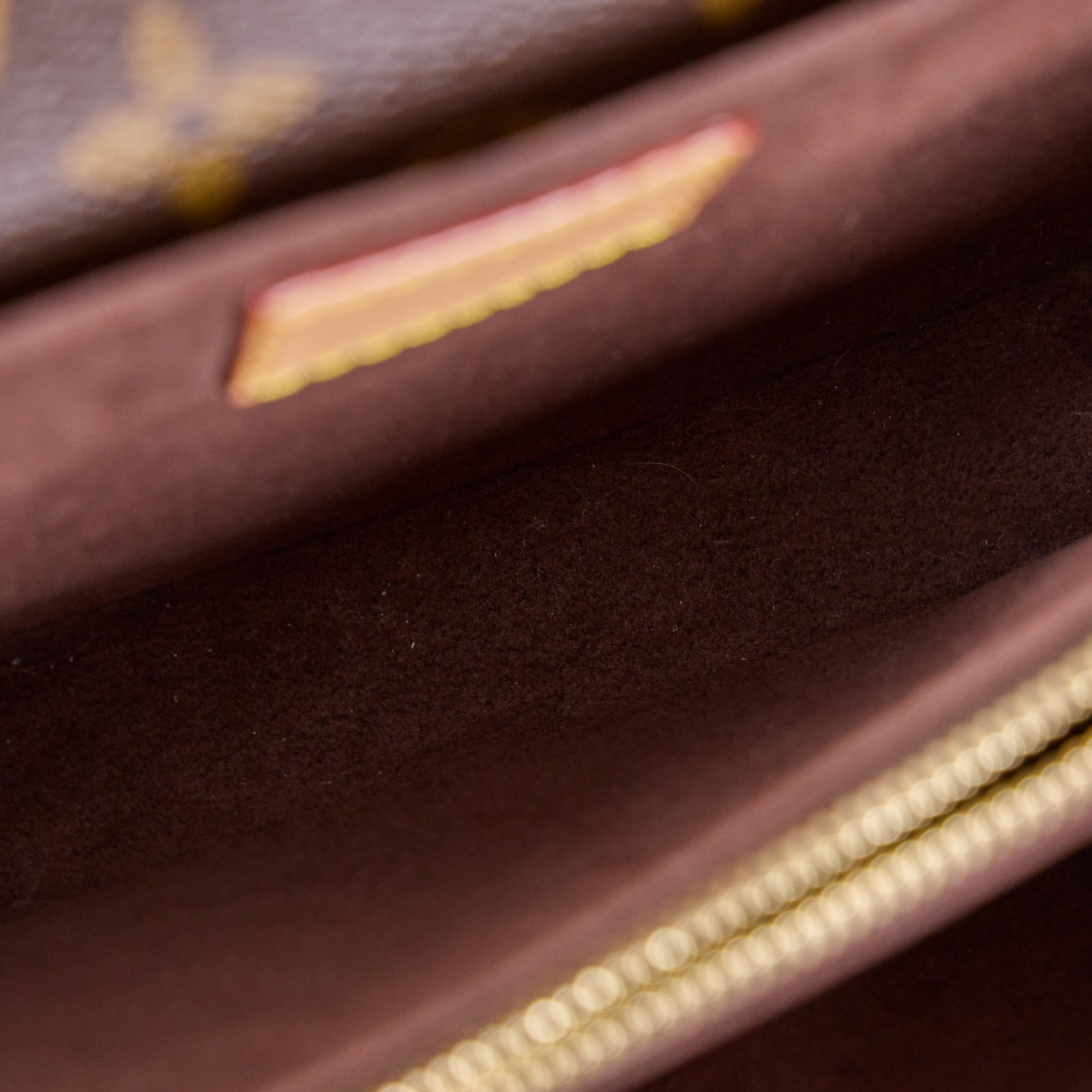 路易威登 LOUIS VUITTON Pochette Métis East West 老花 鏈條 郵差包 腋下單肩包 M46279 晶片款  無附屬品