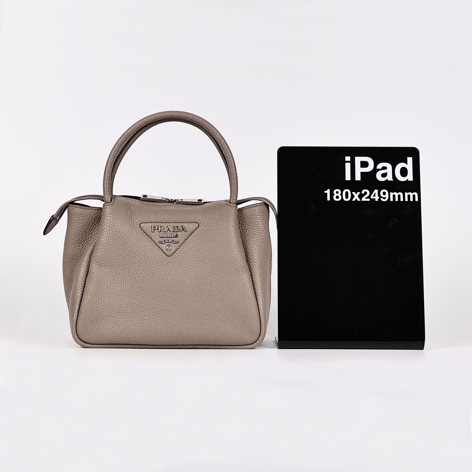 普拉達 PRADA 皮革手袋 小型 1BC145_2DKV 灰真皮2WAY 防塵袋/背帶