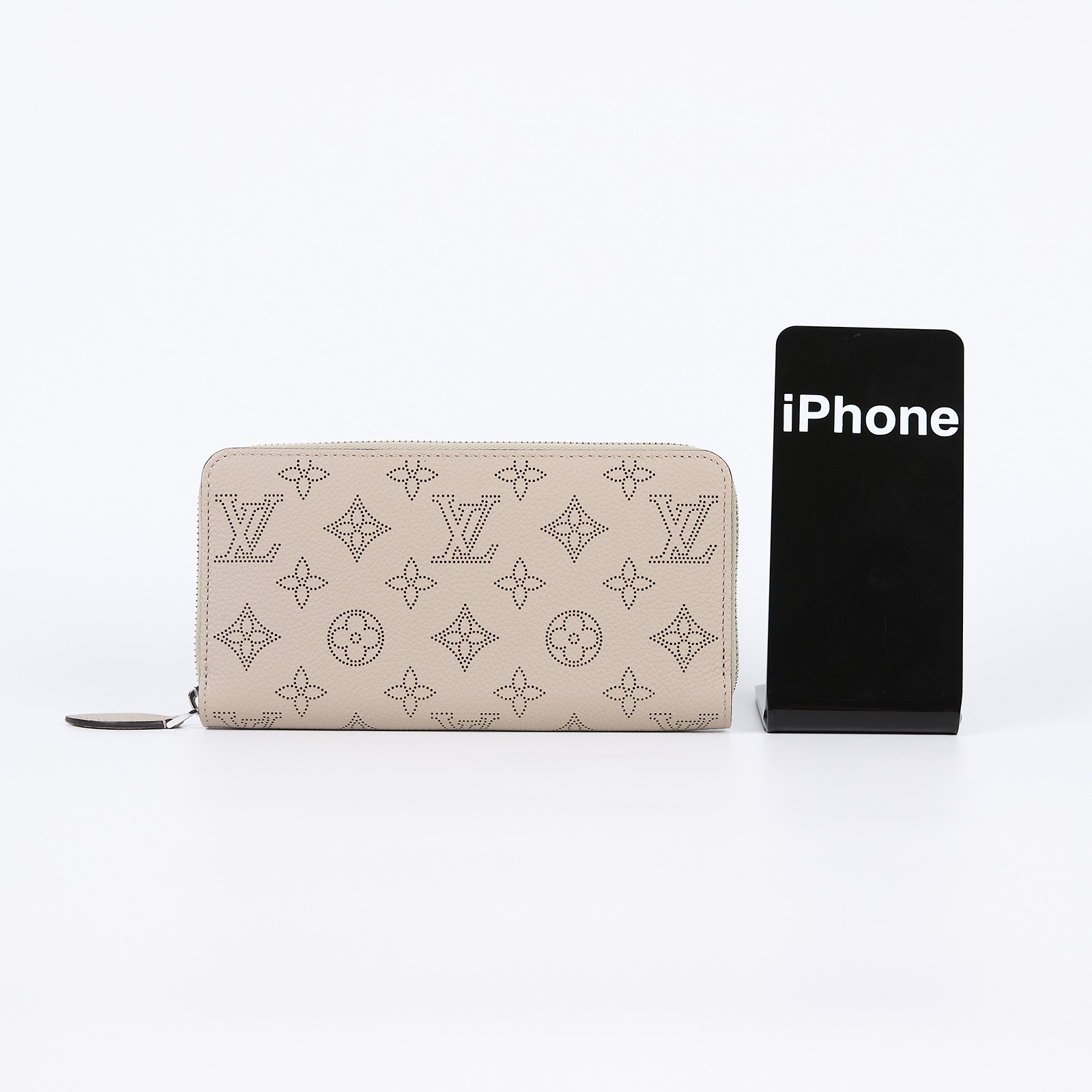 路易威登 LOUIS VUITTON 錢包 拉鍊 長夾 灰色 M69821 晶片款 Galet MAHINA拉鍊長夾 原廠盒子/防塵袋