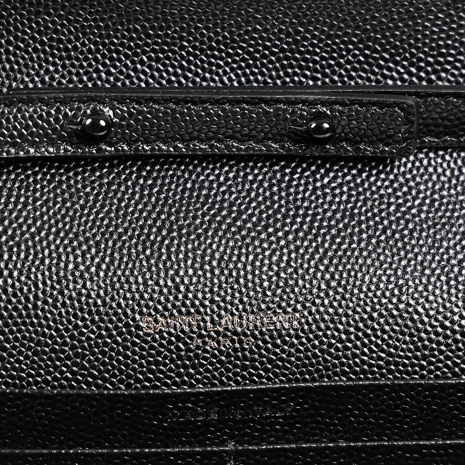 聖羅蘭 YSL SAINT LAURENT Cassandre 經典粒面皮革 鏈條 錢包 377828BOW08 黑魚子醬WOC 無附屬品