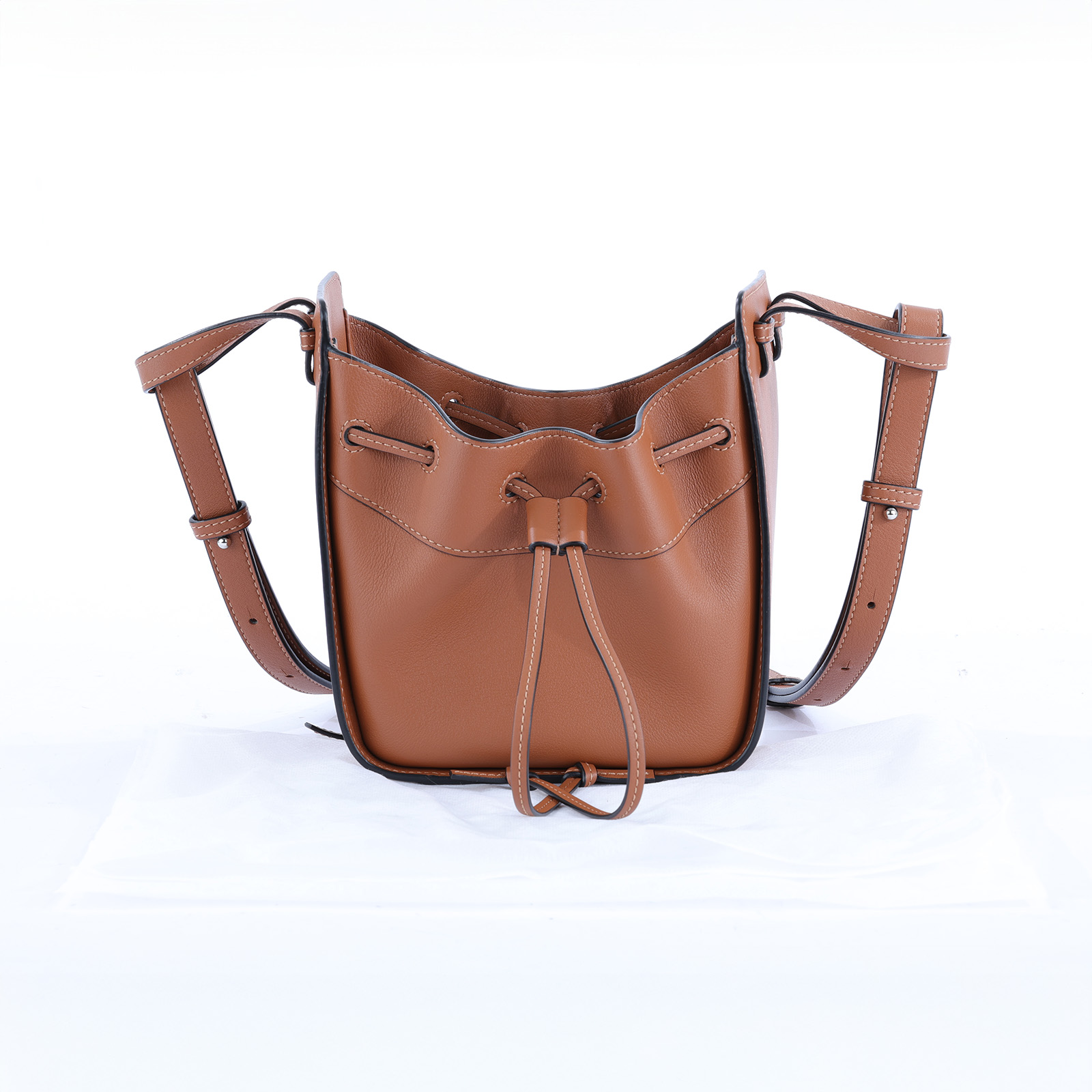 羅意威 LOEWE Mini Hammock drawstring 迷你 小牛皮 肩背 吊床包  棕 HAMMOCK MINI 無附屬品