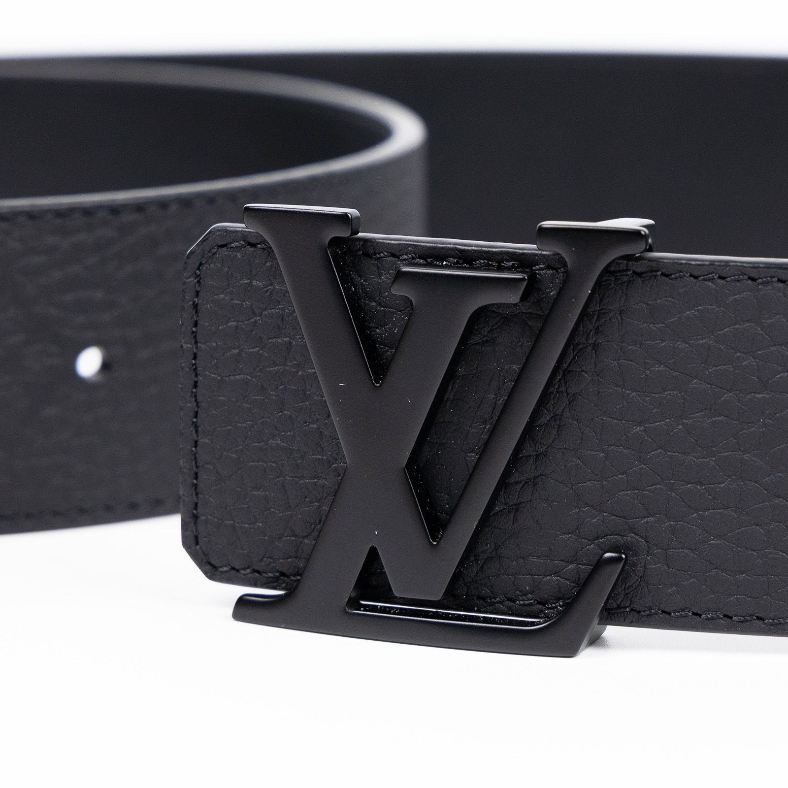 路易威登 LOUIS VUITTON LV Initiales 40毫米 雙面皮帶 M4487V 黑啞光LOGO牛皮雙面皮帶 原廠盒子