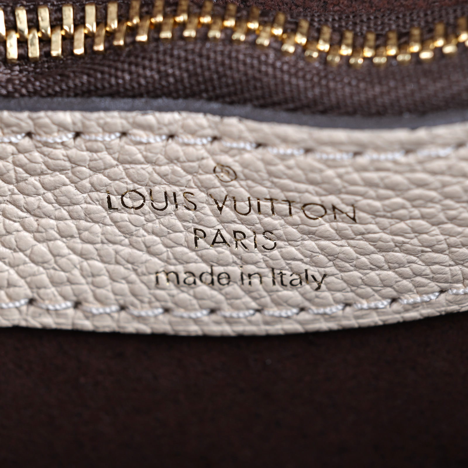 路易威登 LOUIS VUITTON Diane 腋下包法棍 單肩背包 米色 M46388 晶片款 奶油白Diane 防塵袋/購買證明