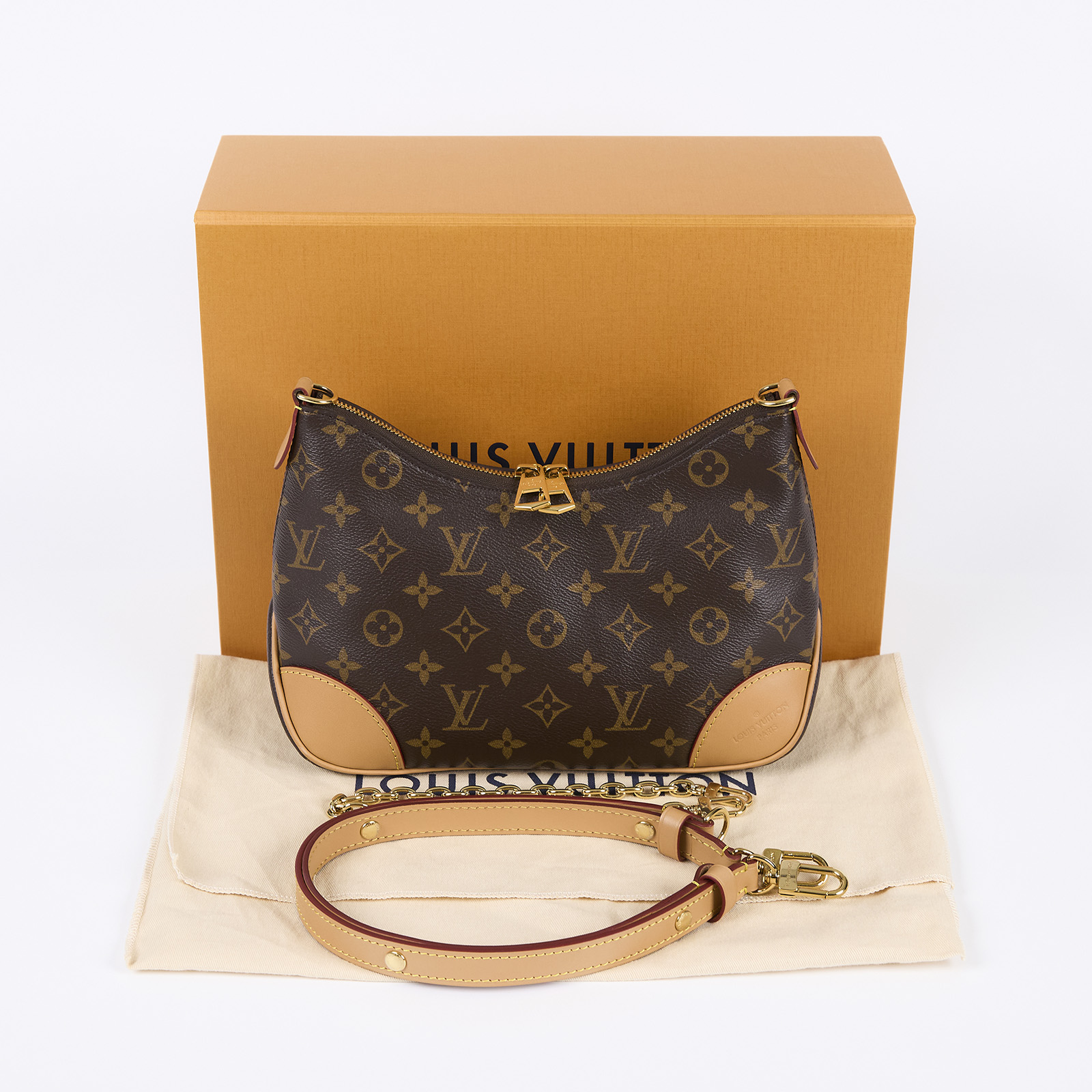 路易威登 LOUIS VUITTON Boulogne 牛角包 手提 斜肩背包 M45832 晶片款 棕原花Boulogne牛角包 原廠盒子/防塵袋