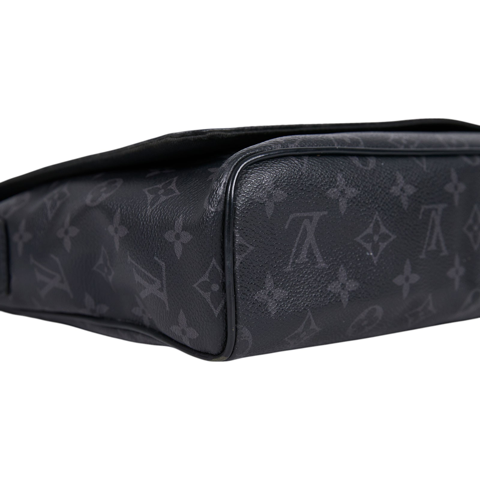 路易威登 LOUIS VUITTON District MM 肩背包 M44001 黑原花DISTRICT MM 無附屬品