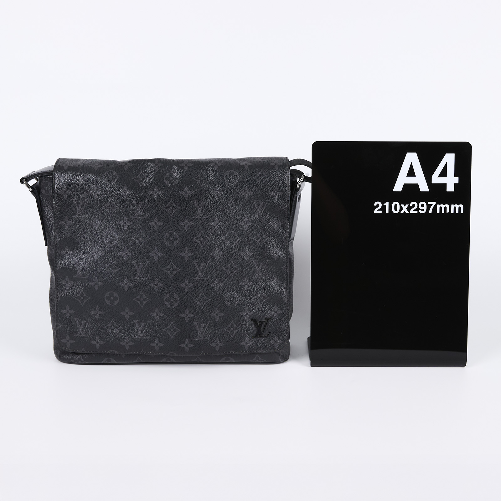 路易威登 LOUIS VUITTON District MM 肩背包 M44001 黑原花DISTRICT MM 無附屬品