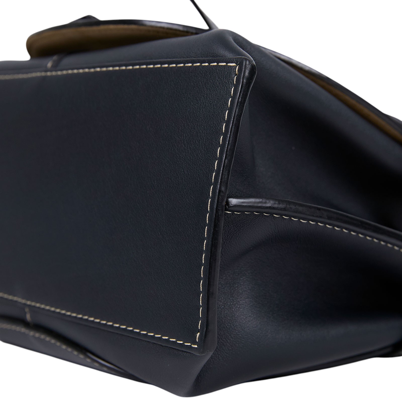 羅意威 LOEWE Gate Top Handle 手提包 321.12.U61 黑皮革GATE TOP HANDLE 無附屬品