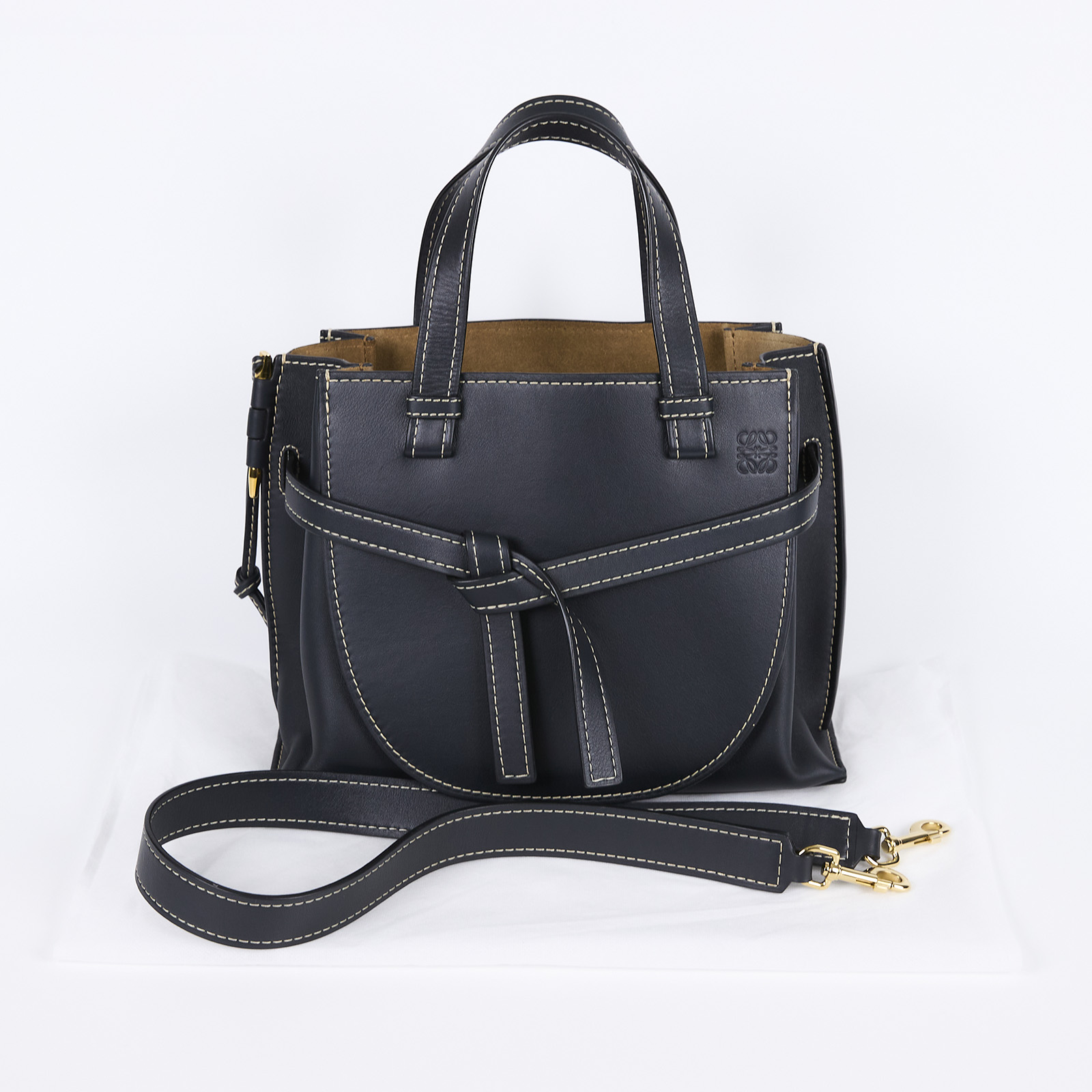 羅意威 LOEWE Gate Top Handle 手提包 321.12.U61 黑皮革GATE TOP HANDLE 無附屬品