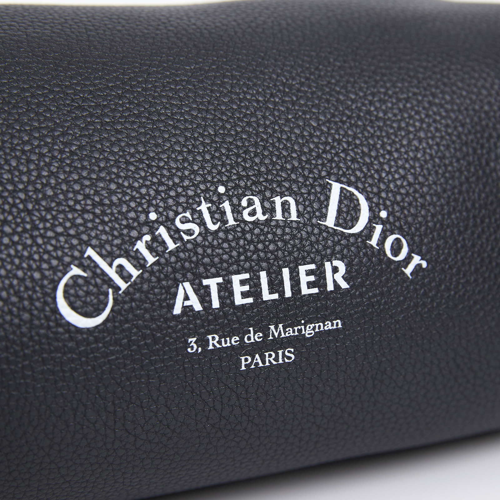 迪奧 CHRISTIAN DIOR Roller Bag 斜背包 滾筒包 1ATPO061XXX 黑ROLLER圓筒包 防塵袋