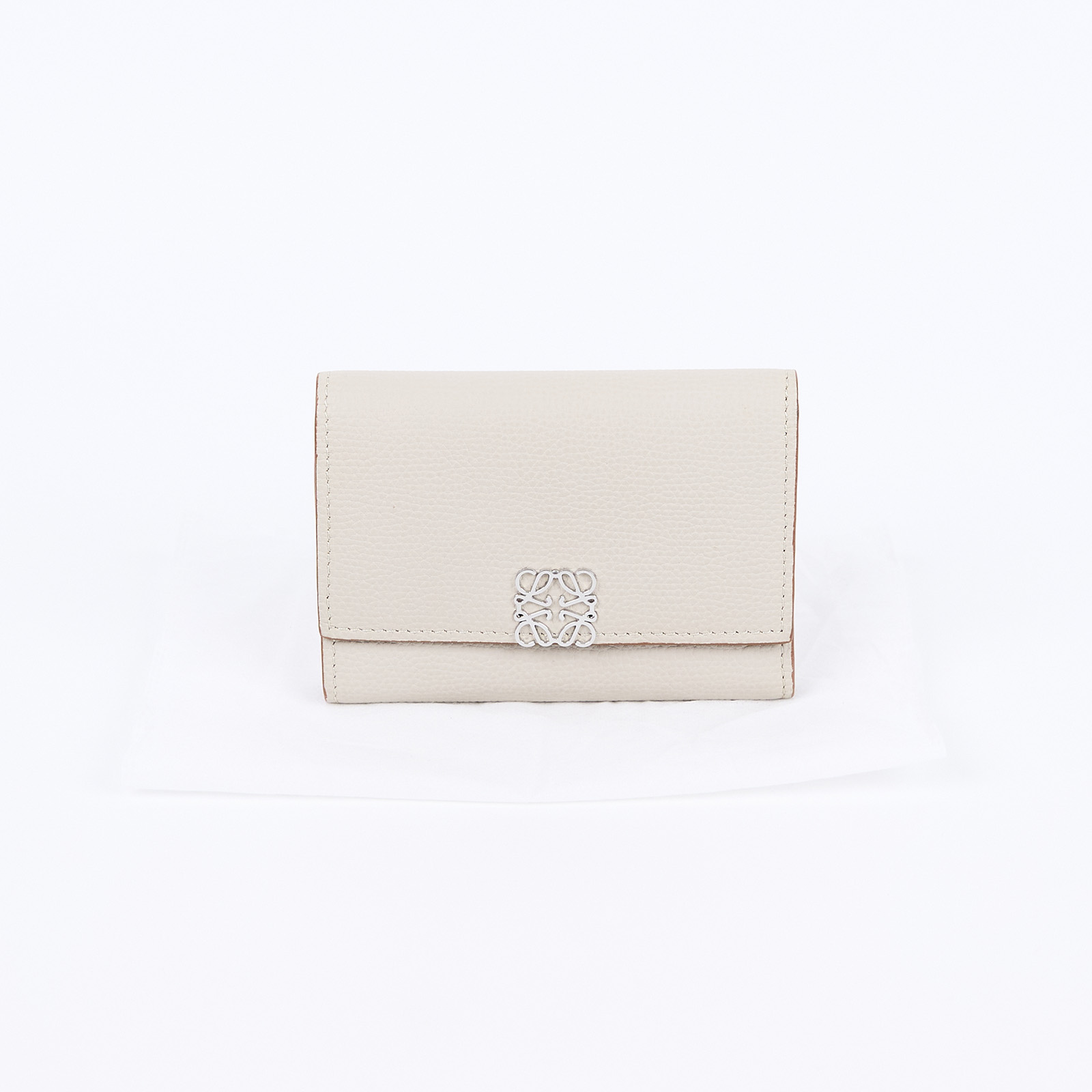 羅意威 LOEWE Anagrm Small  Vertical 錢包 三折 短夾 C821S33X01 奶茶灰三折短夾 無附屬品