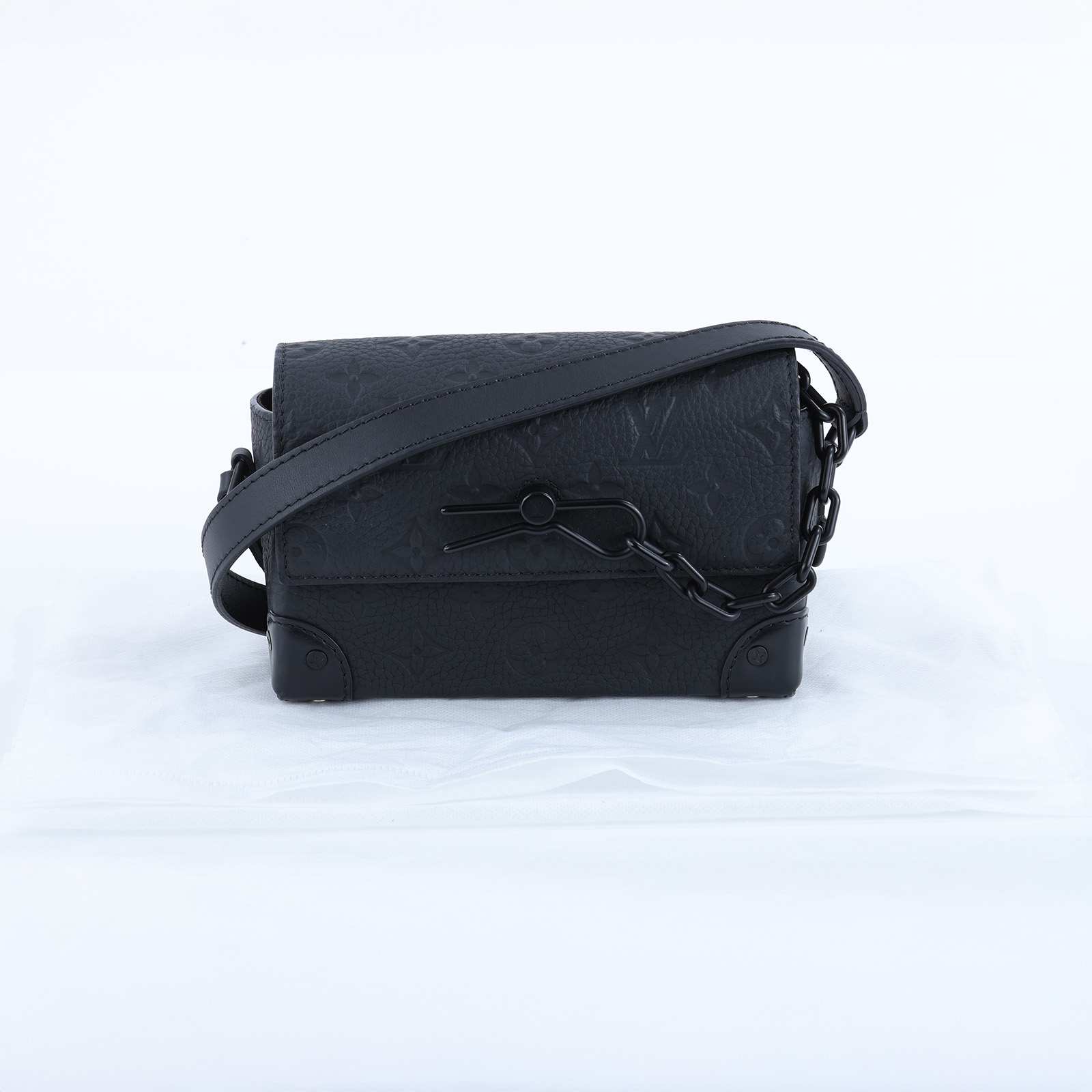 路易威登 LOUIS VUITTON Steamer 隨身 錢包 黑色 M81746 晶片款 黑原花壓紋STEAMER肩背包 無附屬品