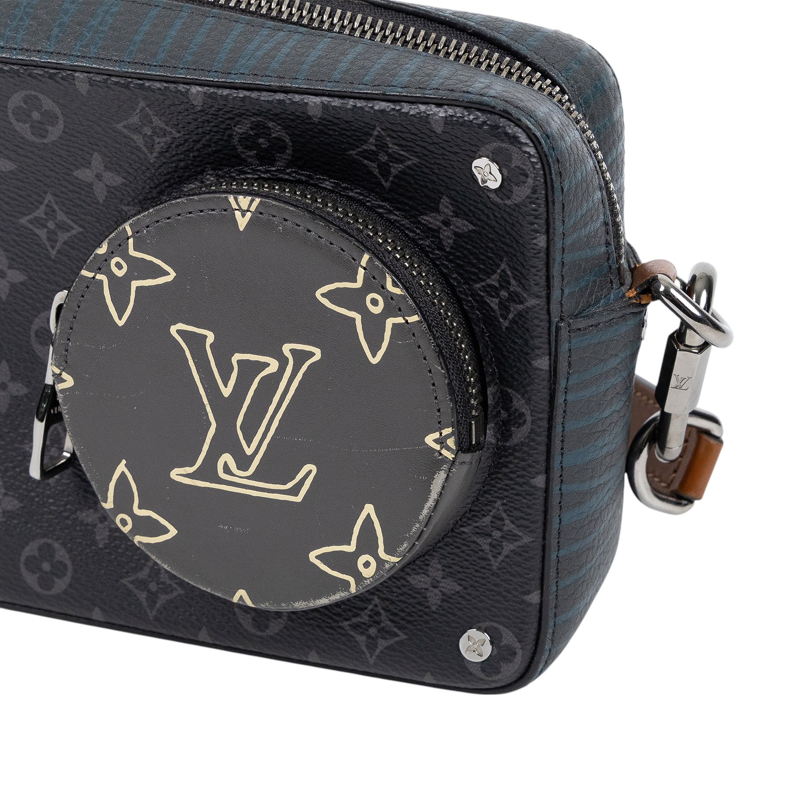 路易威登 LOUIS VUITTON Volga 肩背包 M69688 黑原花Volga On Strap 原廠盒子/防塵袋/購買證明