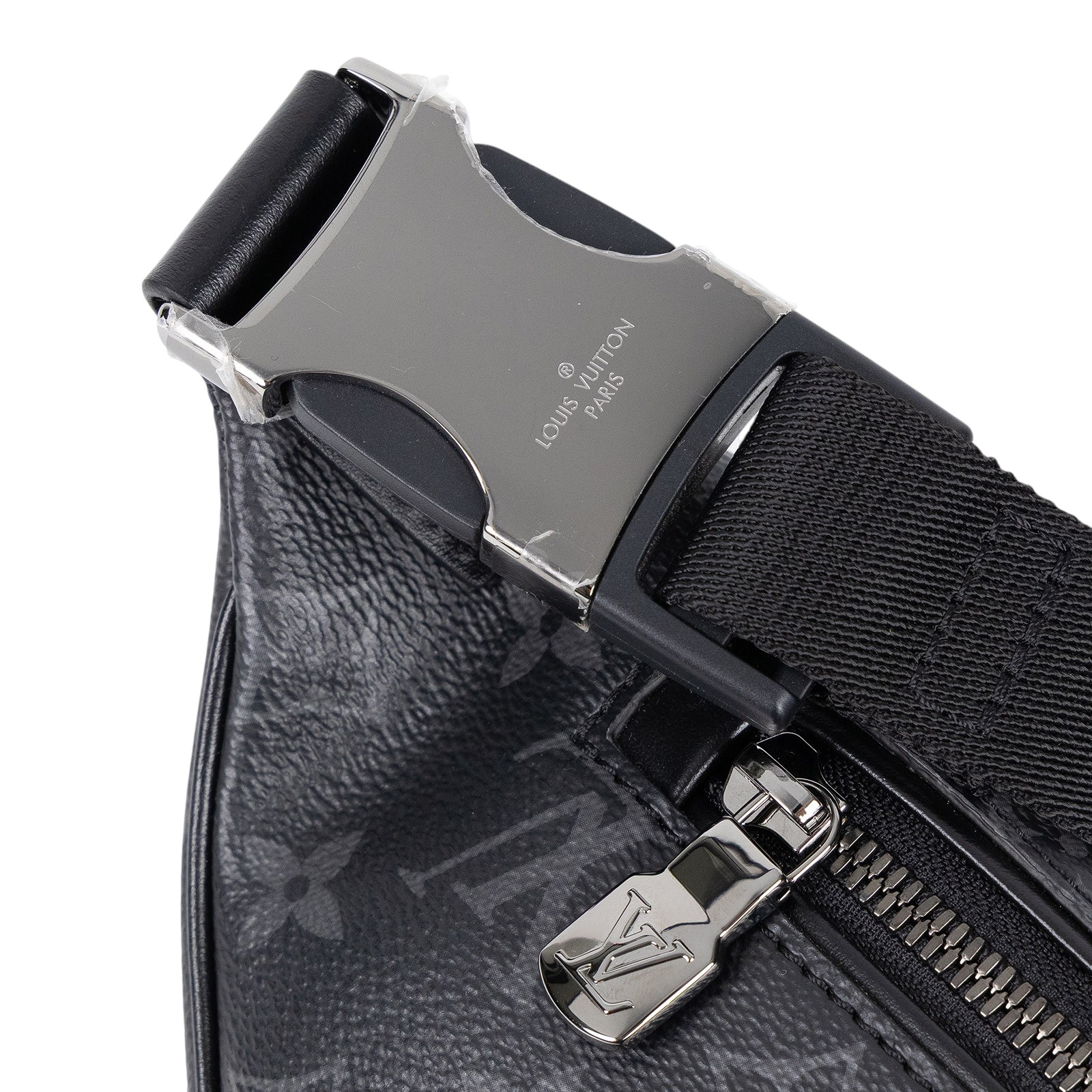 路易威登 LOUIS VUITTON Discovery PM 腰包 Monogram Eclipse 黑色 M46035 晶片款  原廠盒子/防塵袋/國外購買證明