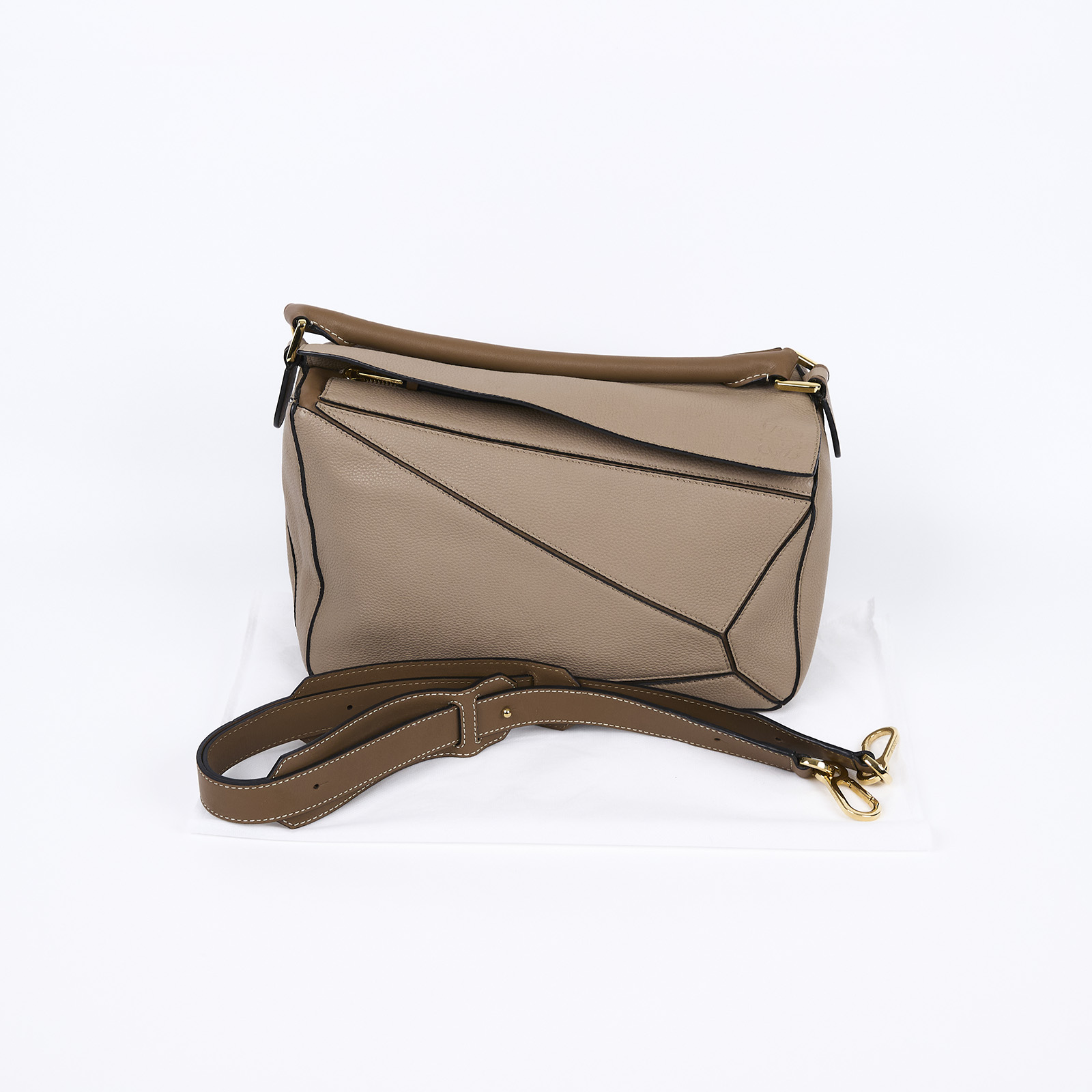 羅意威 LOEWE Medium Puzzle bag 中型 手提 斜背 肩背包  沙色PUZZLE MEDIUM 無附屬品