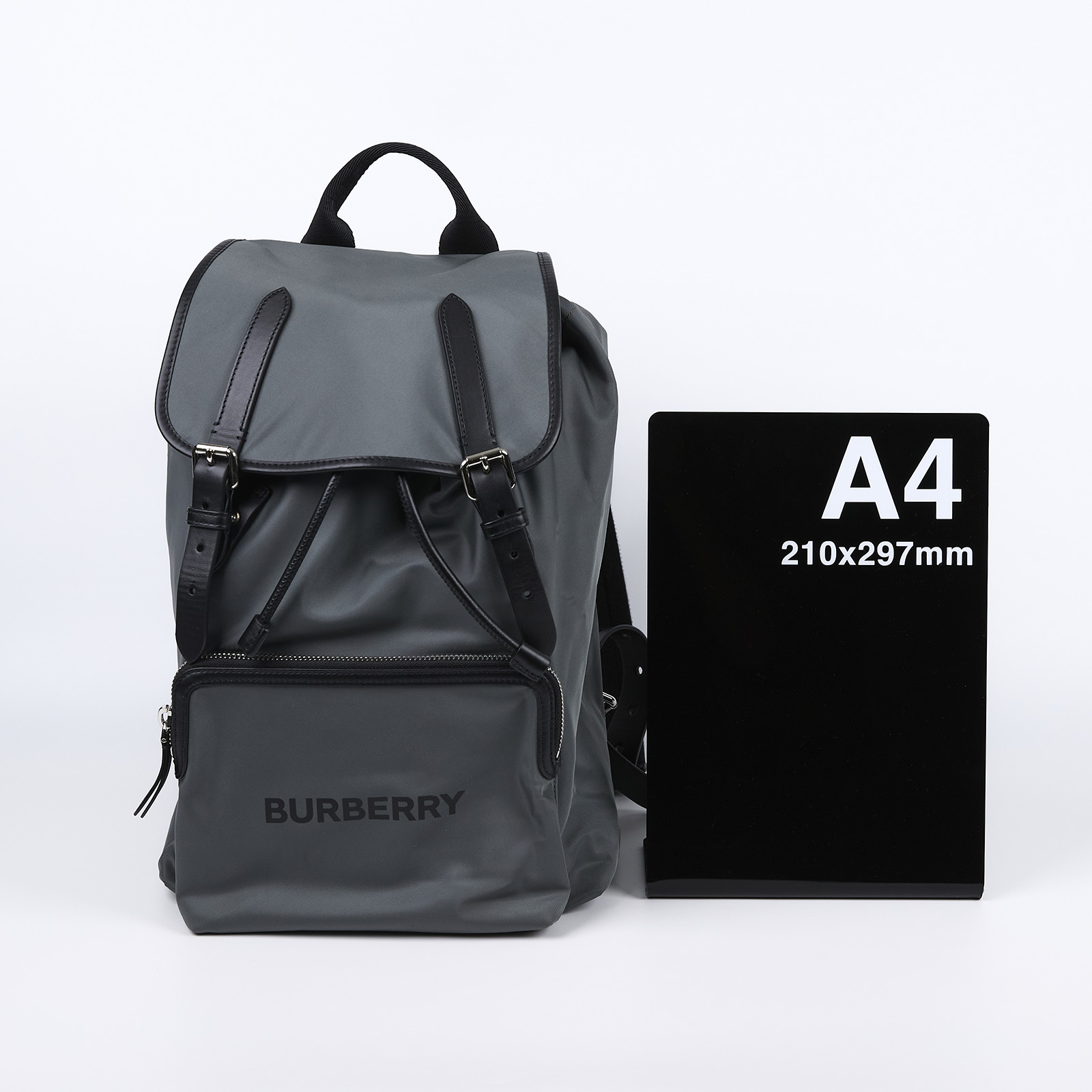 博柏利 BURBERRY Aviator Rucksack 後背包 80618041 灰綠尼龍後背包 防塵袋