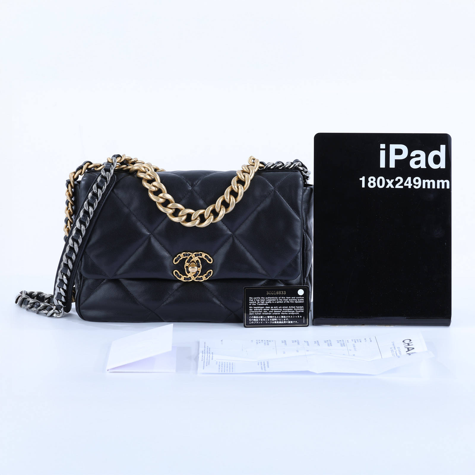 香奈兒 CHANEL 19 大型口蓋包 AS1161 B03366 30開黑金羊19包 30CM 原廠盒子/防塵袋/保證卡/購買證明影本