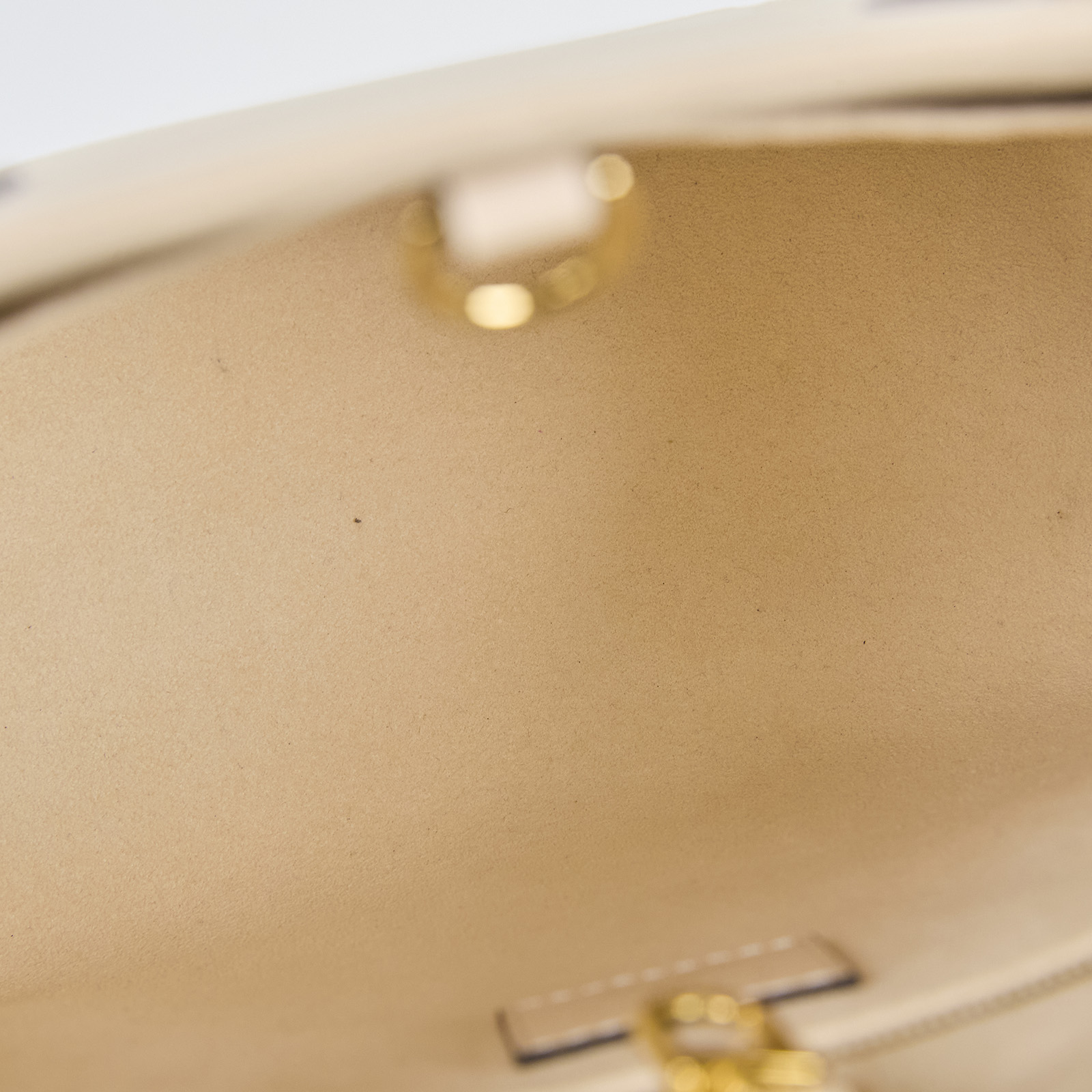 路易威登 LOUIS VUITTON OnTheGo PM 肩背包 手提 奶油色 M46569 晶片款 奶油白OnTheGo PM 防塵袋