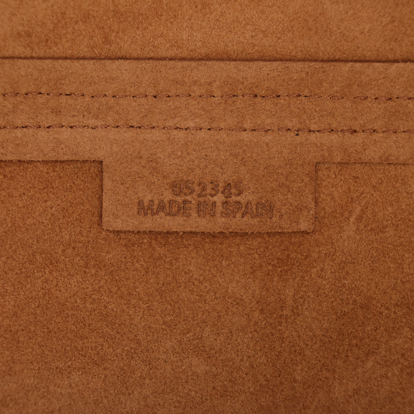 羅意威 LOEWE Puzzle Fold Tote 肩背 手提包 A657G50X01 焦糖Medium Puzzle Fold 防塵袋