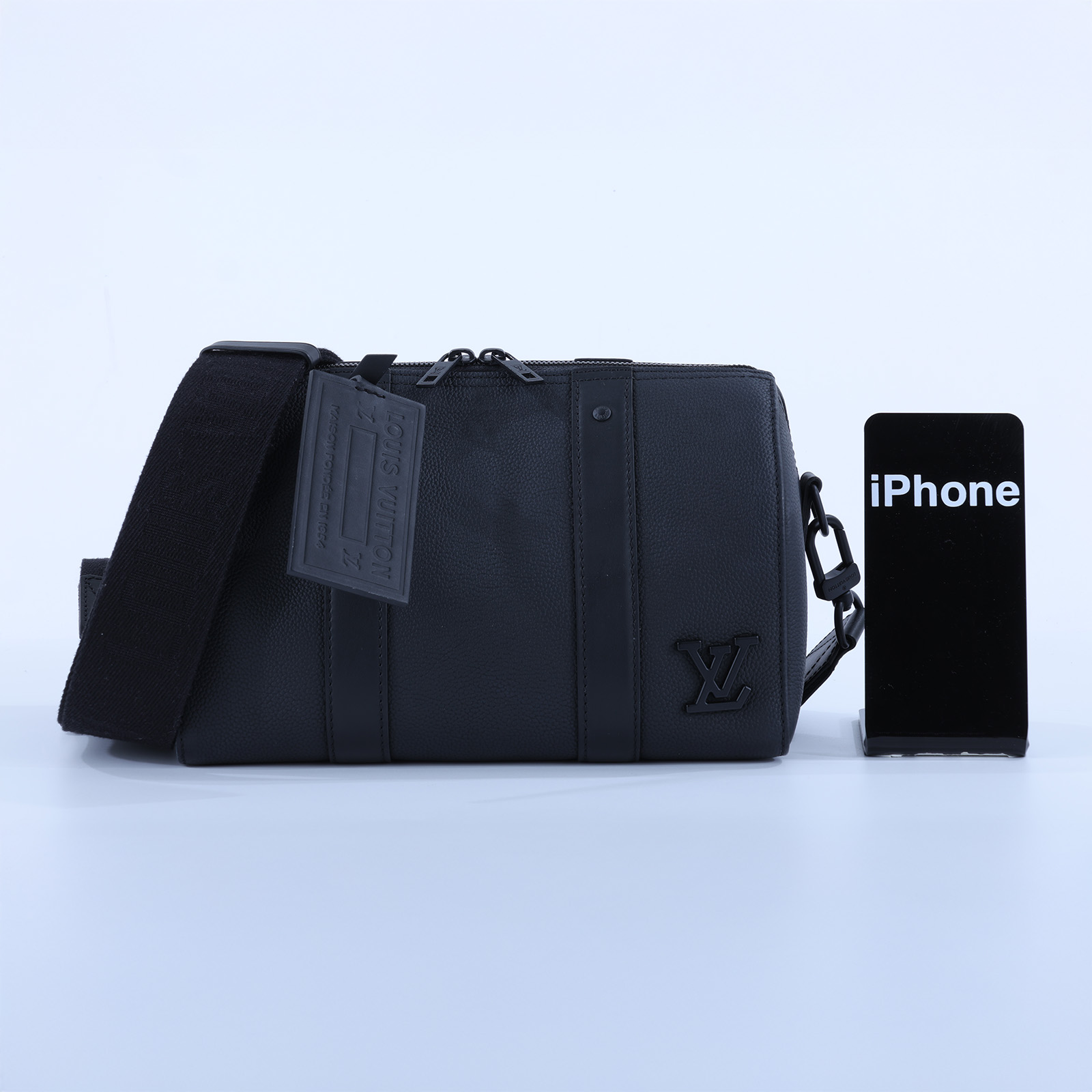 路易威登 LOUIS VUITTON City Keepall 肩背 波士頓包 黑色 M59255 晶片款  原廠盒子/防塵袋/購買證明