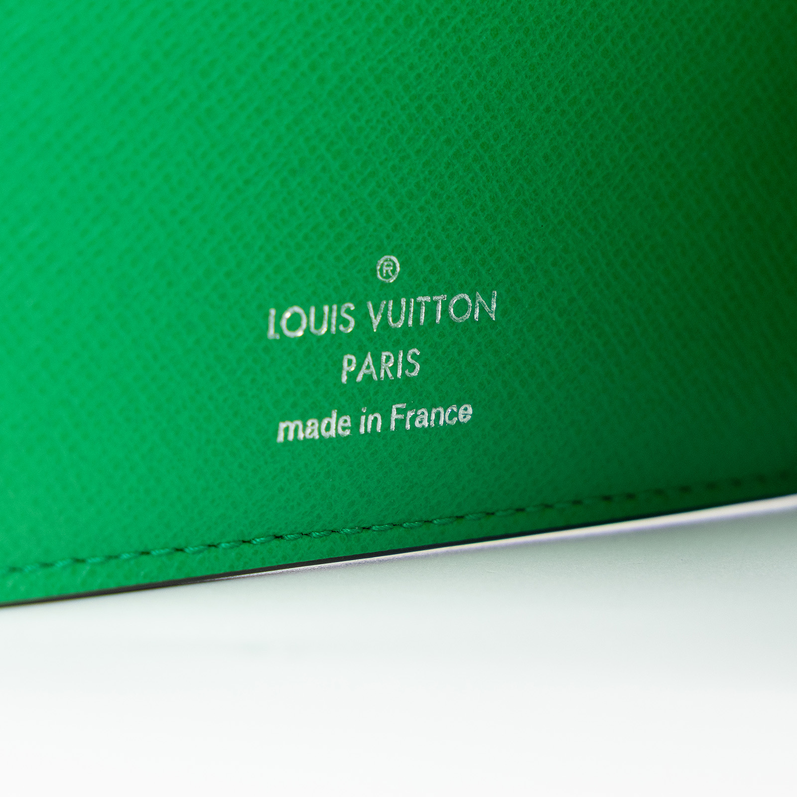 路易威登 LOUIS VUITTON Multiple Wallet 錢包短夾 綠色 M30993 晶片款 綠對開短夾 原廠盒子/防塵袋