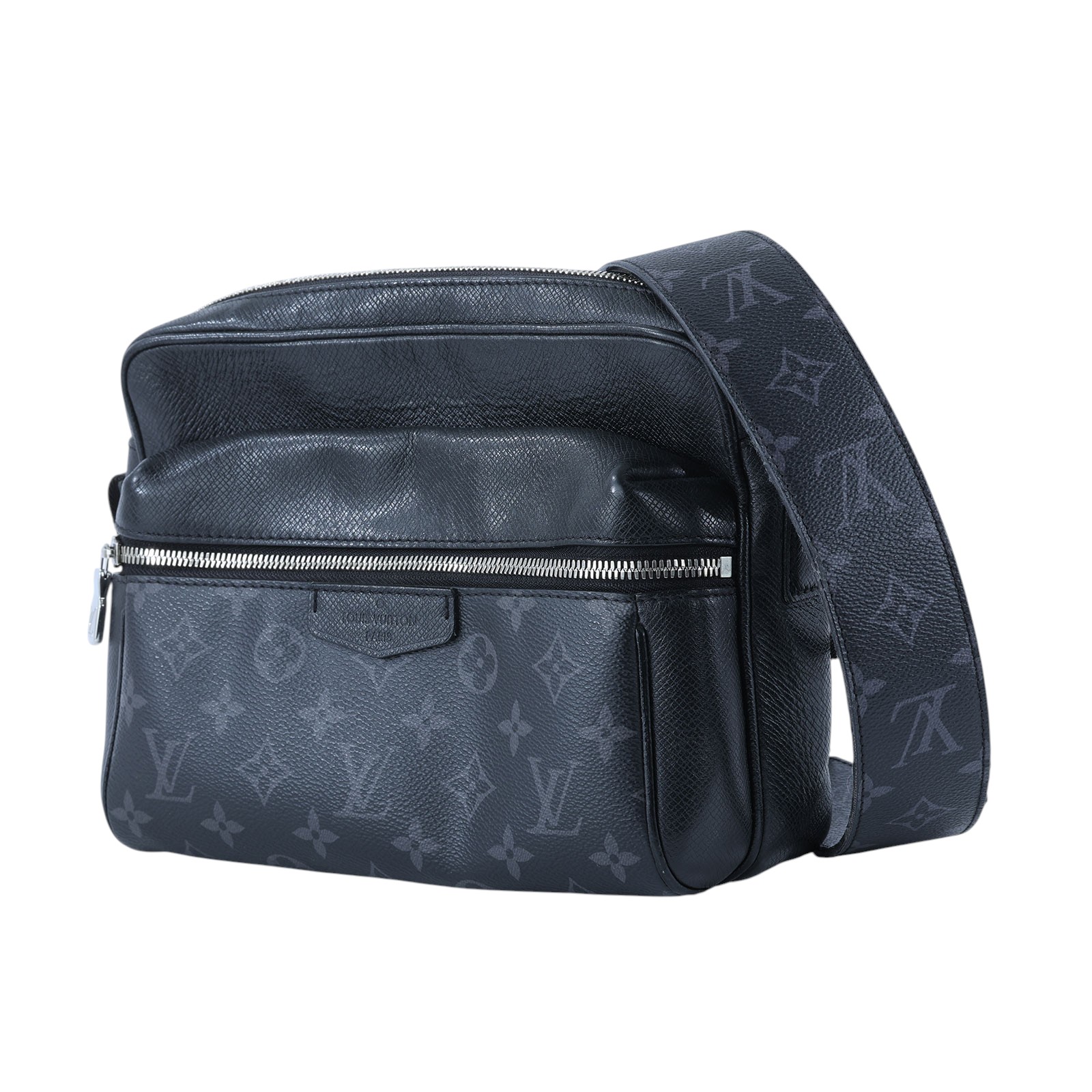 路易威登 LOUIS VUITTON Outdoor 郵差包 M30233 晶片款 黑原花OUTDOOR肩背包 原廠盒子/防塵袋/購買證明