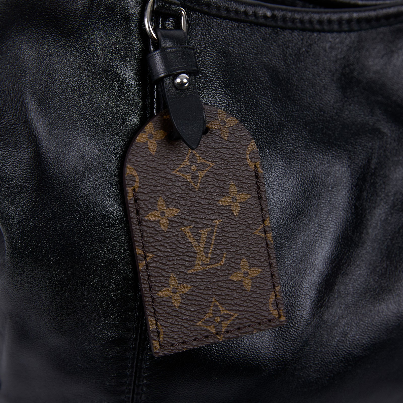 路易威登 LOUIS VUITTON CarryAll Vibe MM 手提 肩背包 黑色 M25143 晶片款  防塵袋/內袋