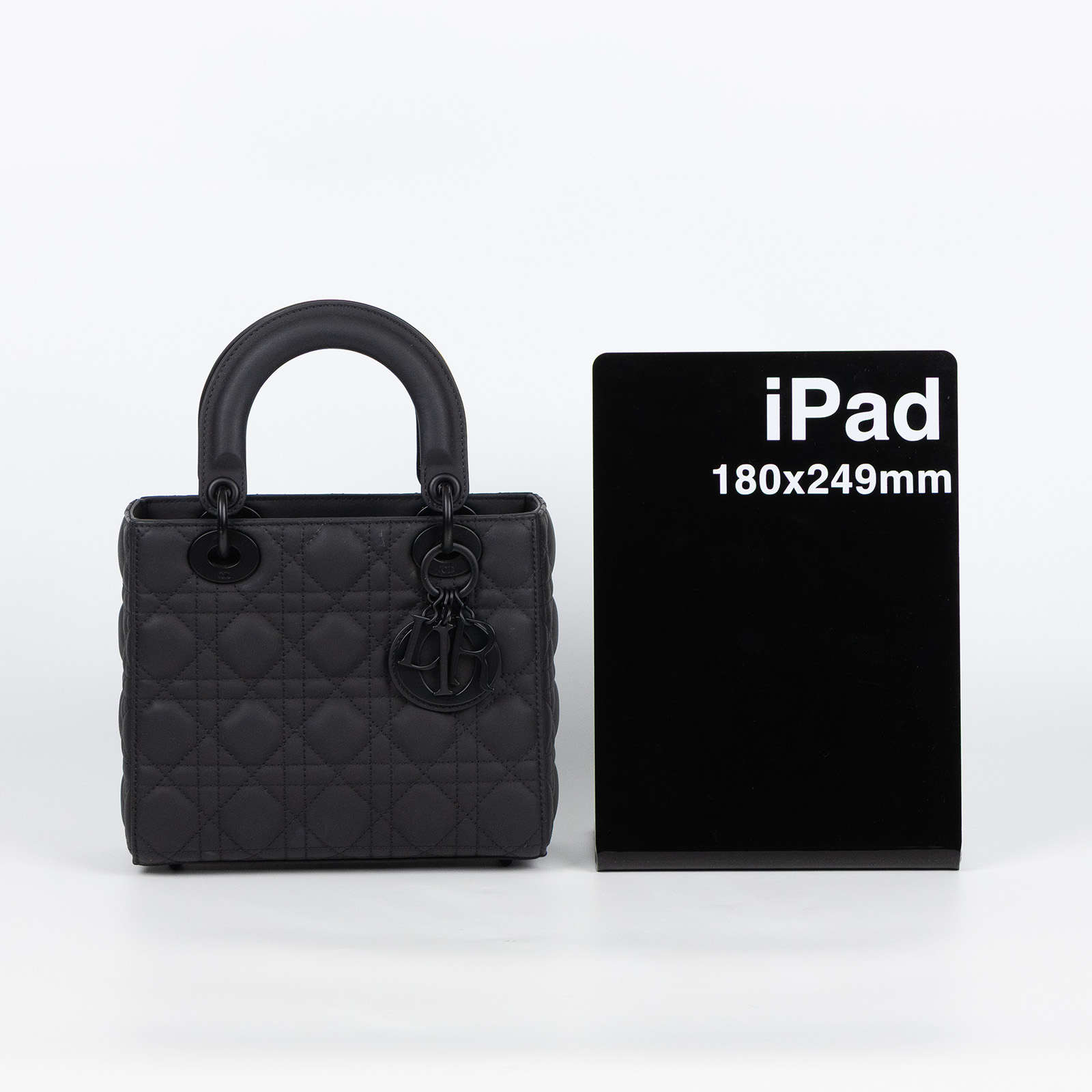 迪奧 CHRISTIAN DIOR Lady Dior My ABCDior 小型 肩背 手提包 羊皮 M0538SLOI  原廠盒子/背帶/購買證明/飾品字母/保證卡