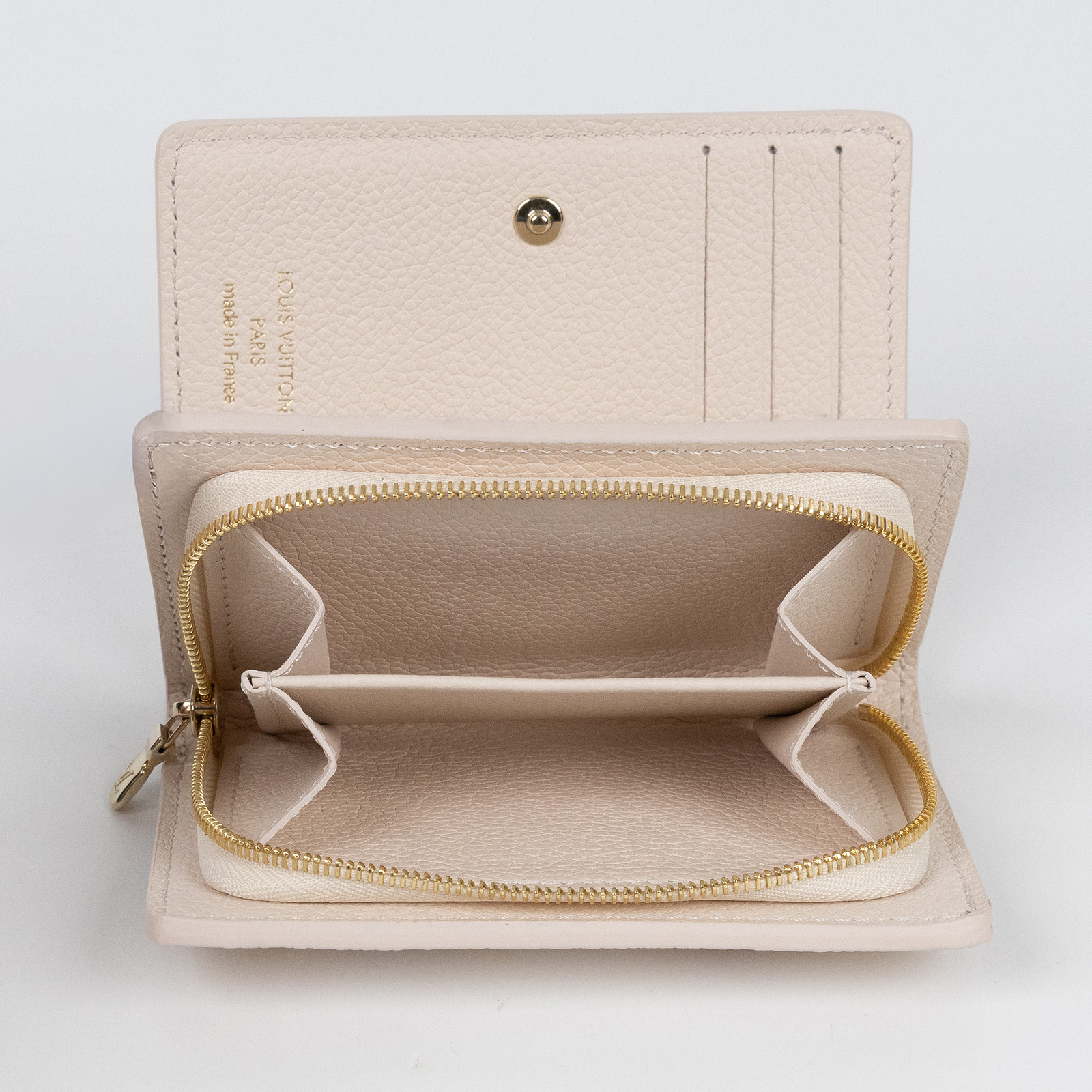 路易威登 LOUIS VUITTON Cléa 柔軟粒面壓花牛皮 錢包 短夾 Dream Beige M25595 晶片款  原廠盒子/防塵袋/國外購買證明