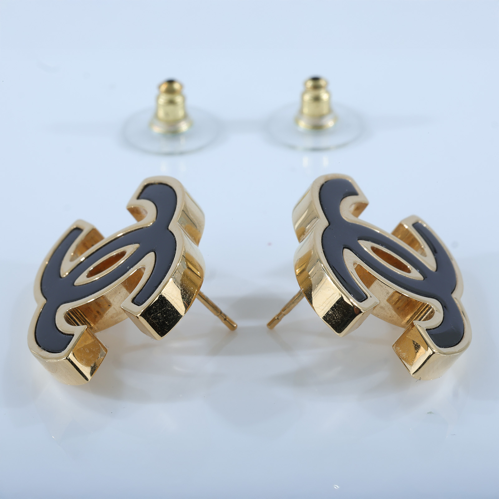 香奈兒 CHANEL 雙C LOGO 耳環 黑色 金色 B24B 黑金色雙C耳環 原廠盒子/購買證明