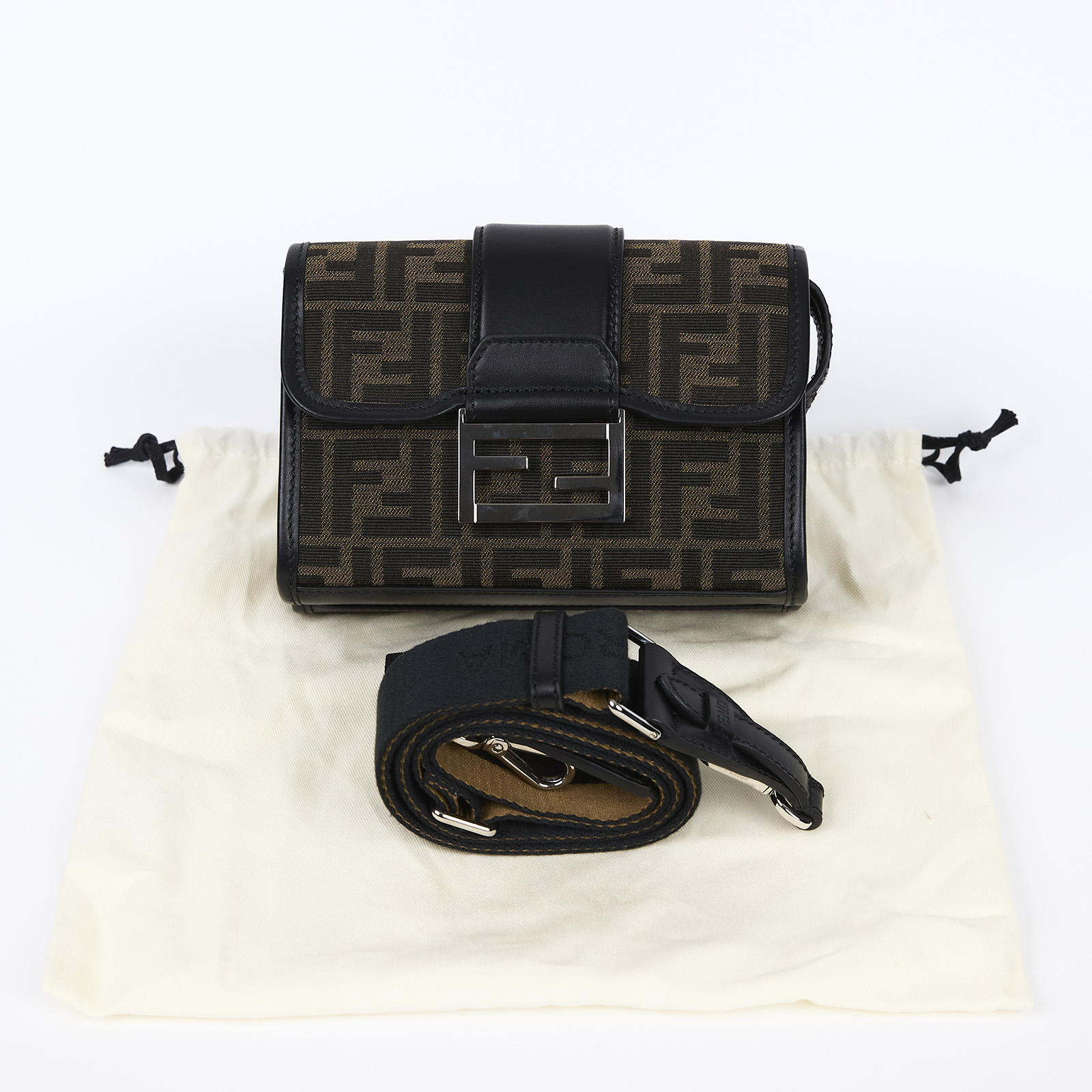 芬迪 FENDI Baguette Double 斜背包 7VA649ALWK 棕Double Baguette 防塵袋