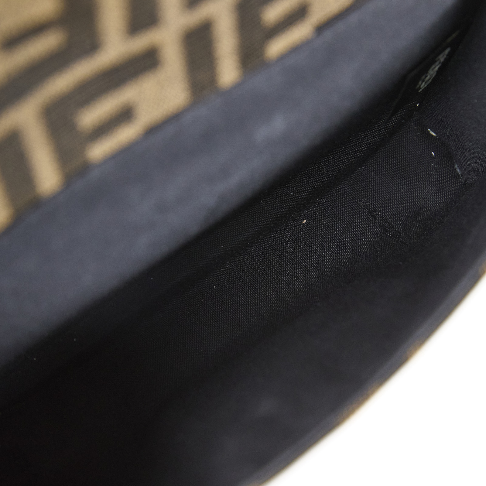 芬迪 FENDI Baguette Double 斜背包 7VA649ALWK 棕Double Baguette 防塵袋