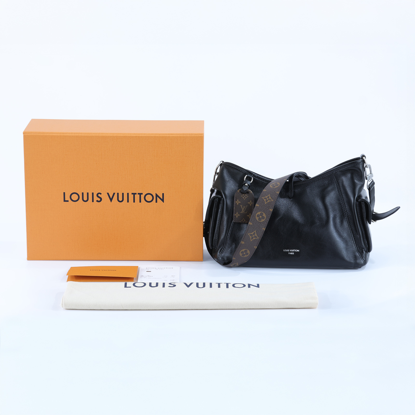 路易威登 LOUIS VUITTON CarryAll Cargo Vibe PM 手提包 黑色 M24861 晶片款  原廠盒子/防塵袋/背帶/購買證明