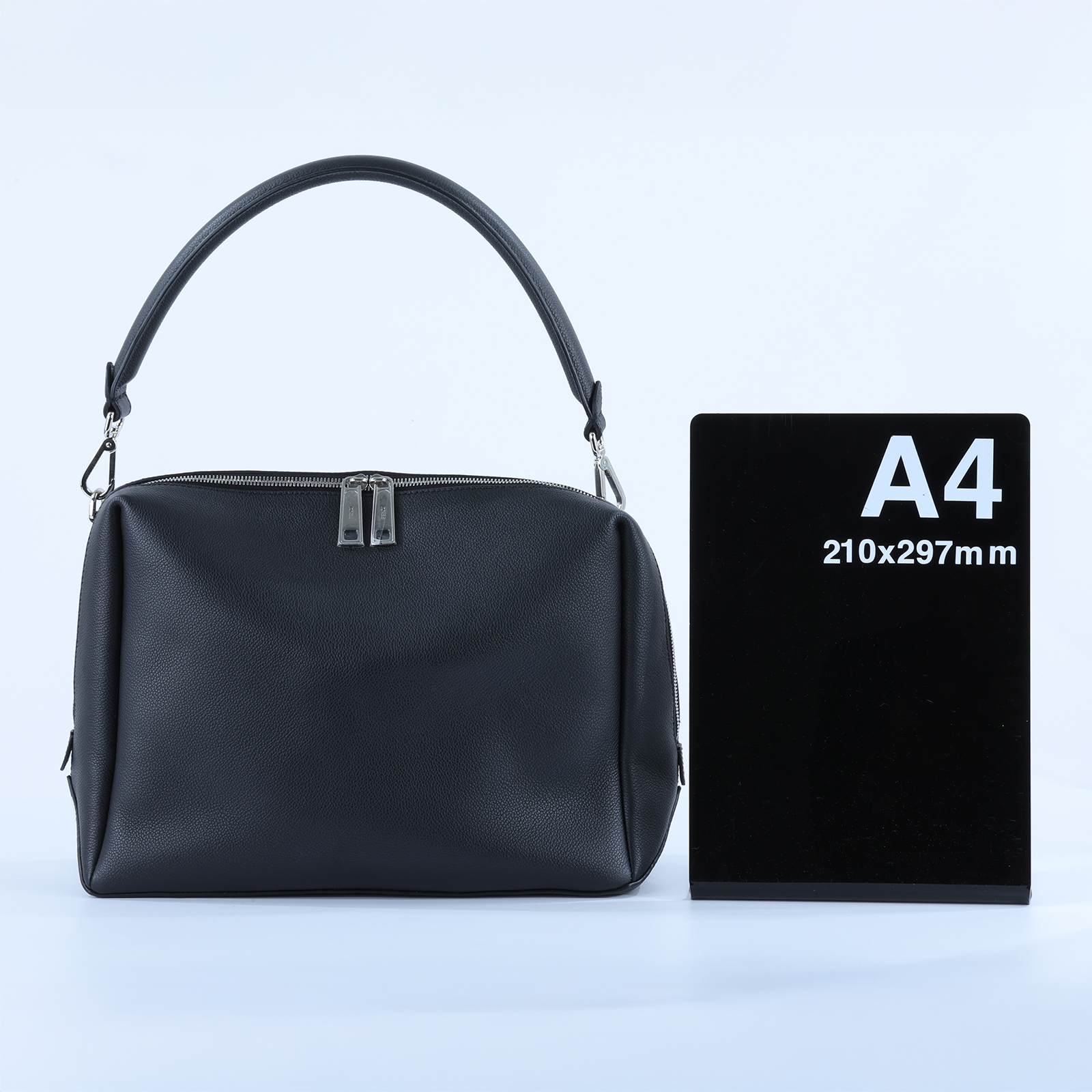 芬迪 FENDI Lui 肩背包 7VA667ASIH 黑牛皮 Lui 肩背包 防塵袋/保證卡