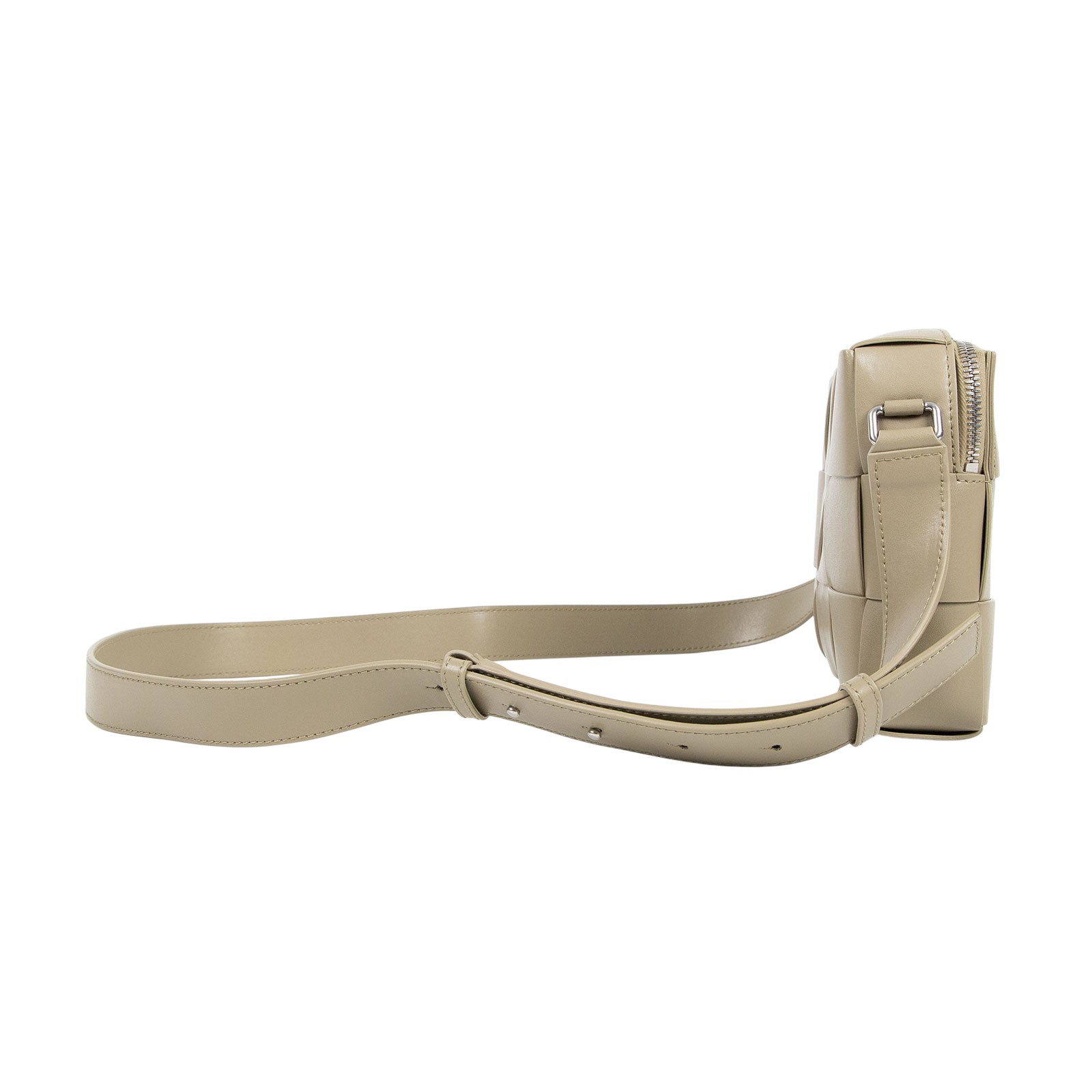 寶緹嘉 BOTTEGA VENETA Cassette 斜背包 730027VB1K0 晶片款 沙色CASSETTE編織包 4X3 防塵袋