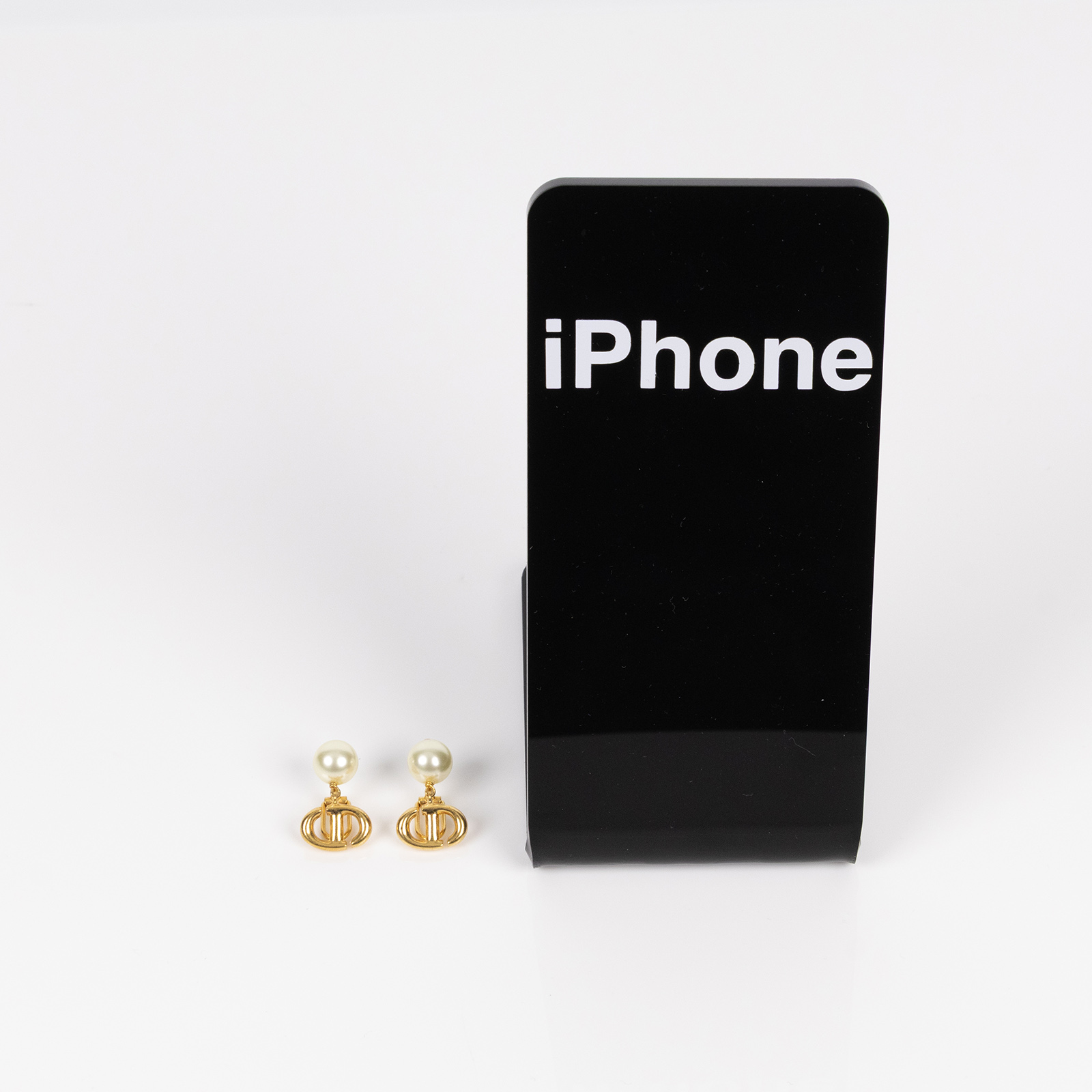 迪奧 CHRISTIAN DIOR CD Navy 夾式耳環 金色 E1876CDNRS CD Navy 夾式耳環 原廠盒子/防塵袋/購買證明