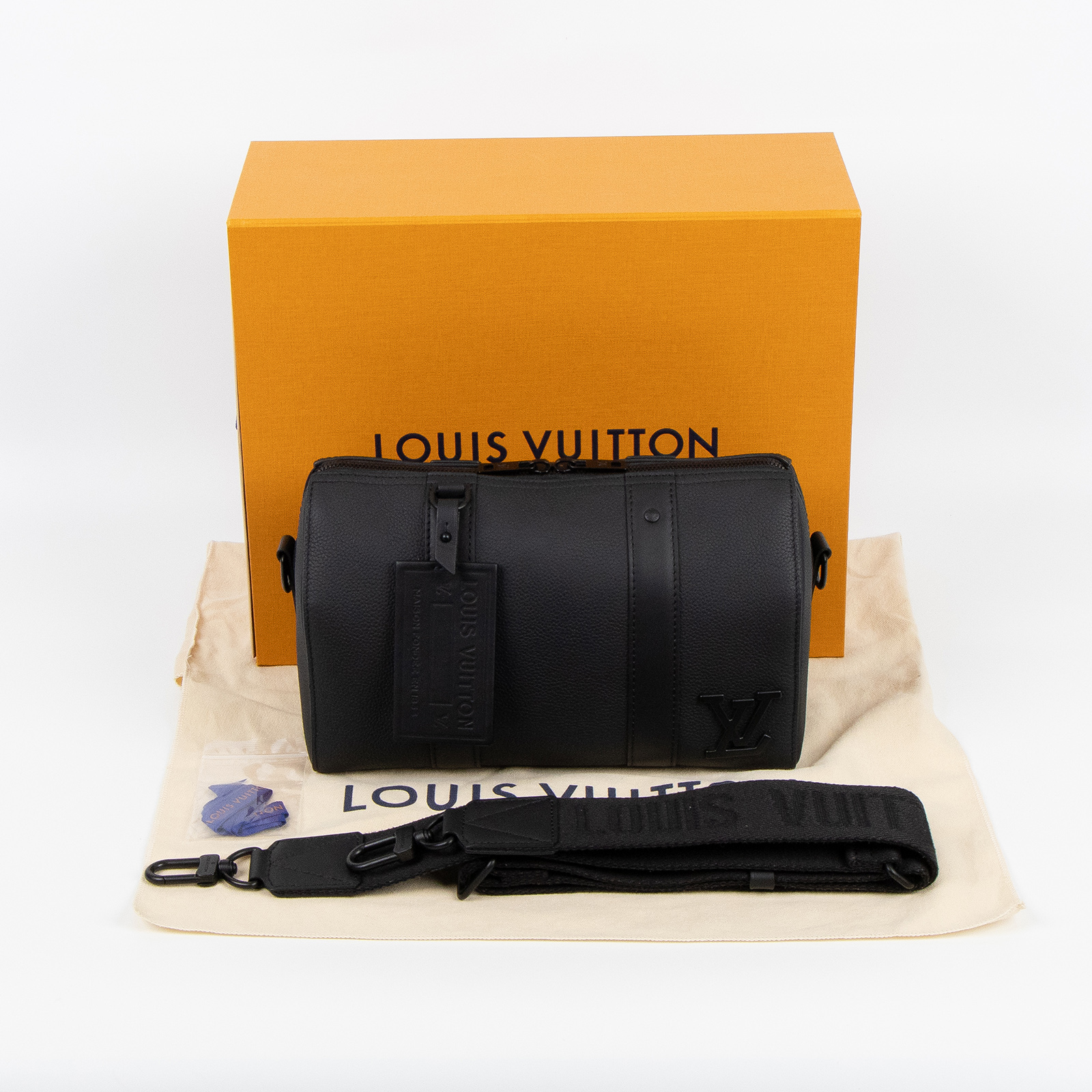 路易威登 LOUIS VUITTON City Keepall 肩背 波士頓包 黑色 M59255 晶片款 黑City Keepall 原廠盒子/防塵袋