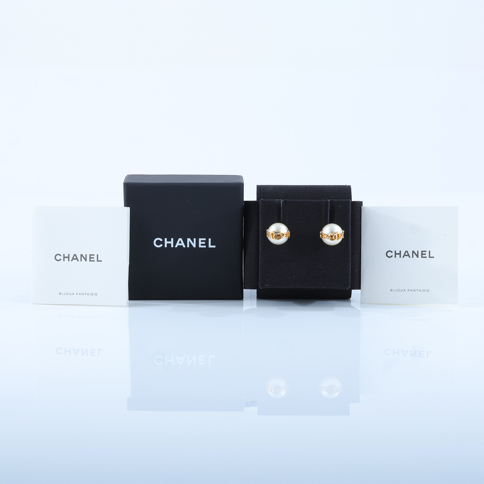 香奈兒 CHANEL CC 珍珠 耳環 B23 K 金雙C大珍珠耳環 原廠盒子