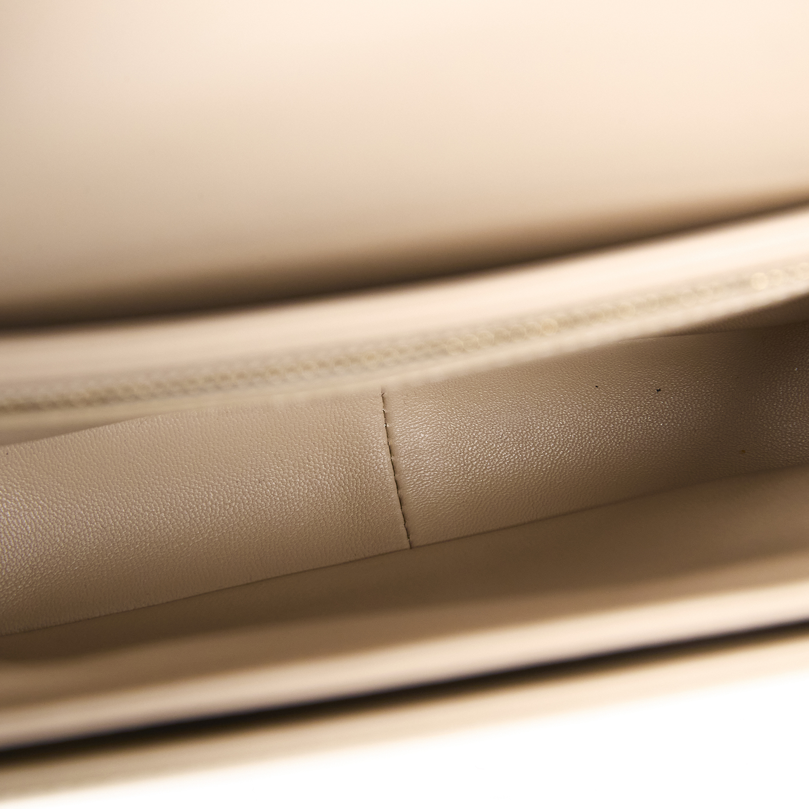 思琳 CELINE 亮面牛皮革 Teen Triomphe 凱旋門 肩背包 188423BF4 燕麥TEEN凱旋門肩背包 防塵袋