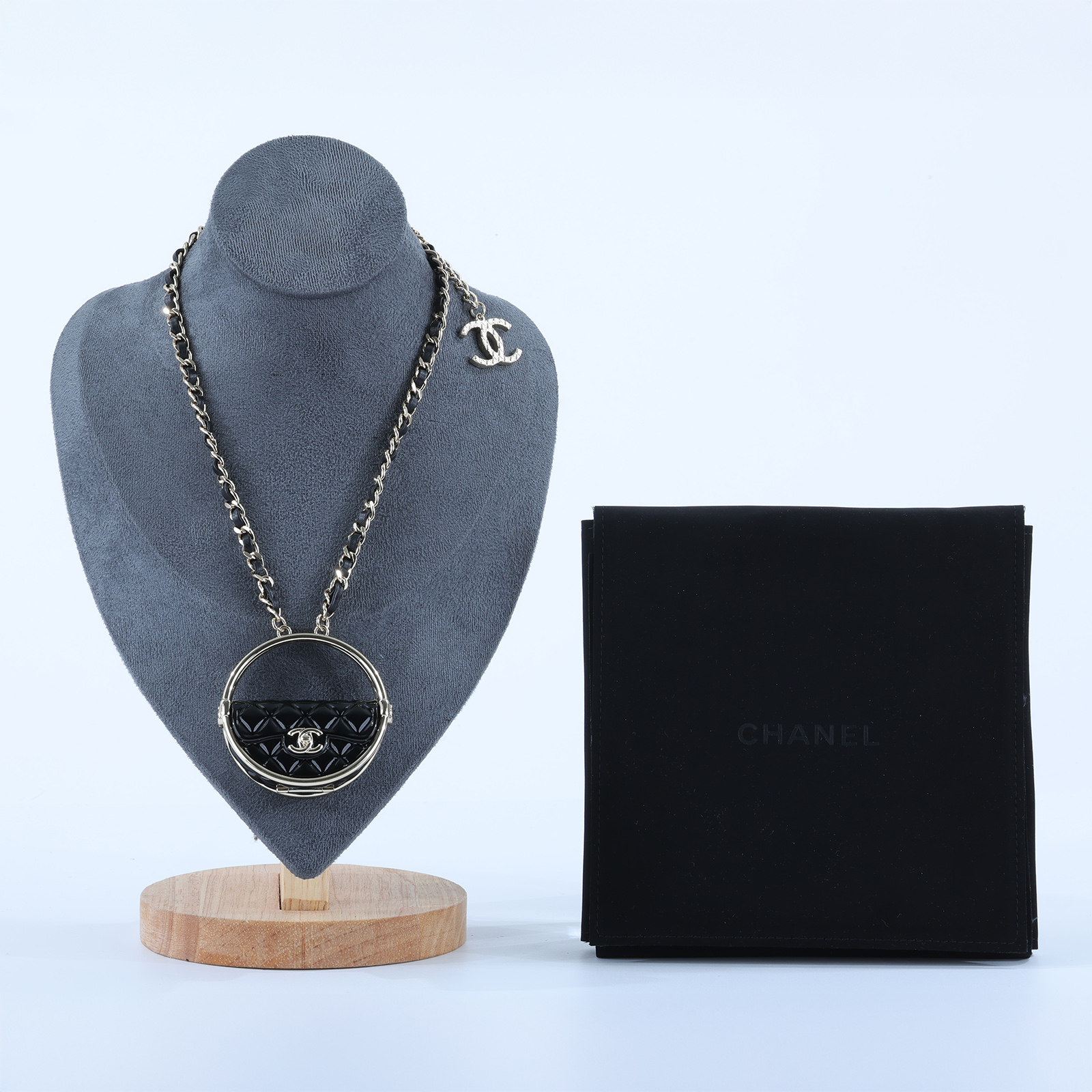 香奈兒 CHANEL 項鍊 飾品 AB9845AB9845/B23C 黑金圓環包包長項鍊 防塵袋