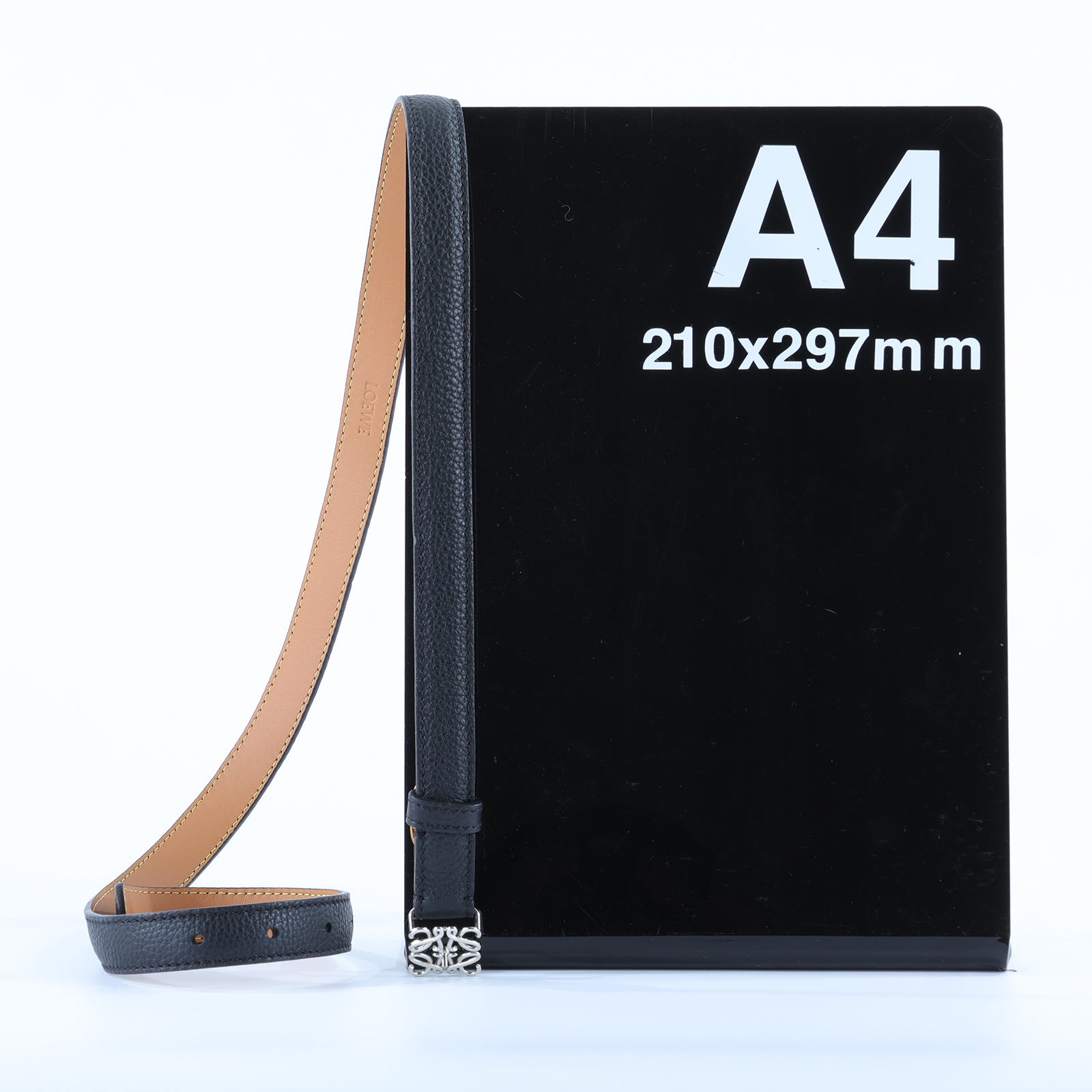 羅意威 LOEWE Anagram 腰帶 E619Z15X03_90 銀LOGO黑細皮帶 無附屬品