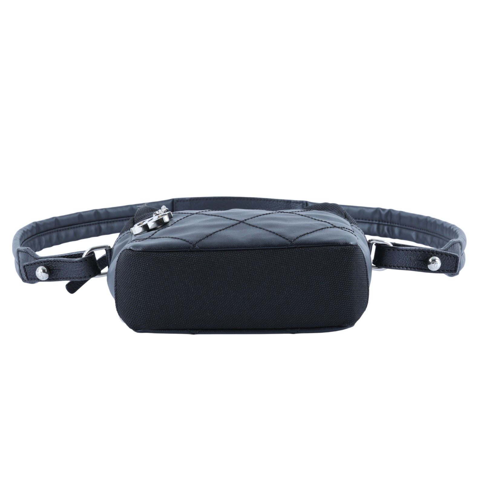 香奈兒 CHANEL 肩背包 A38843 12開 biarritz 黑斜背包 無附屬品