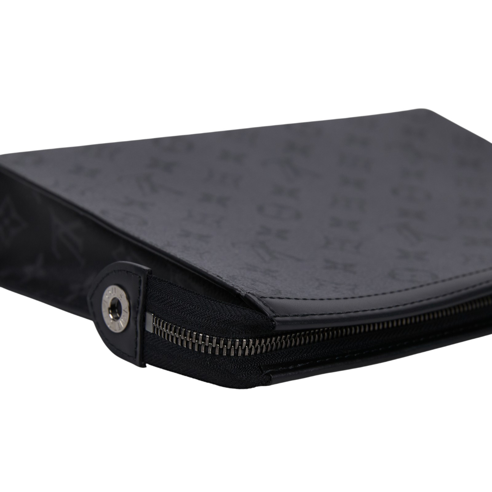 路易威登 LOUIS VUITTON Pochette Voyage MM 手拿包 Eclipse M69535 晶片款  原廠盒子/防塵袋/購買證明