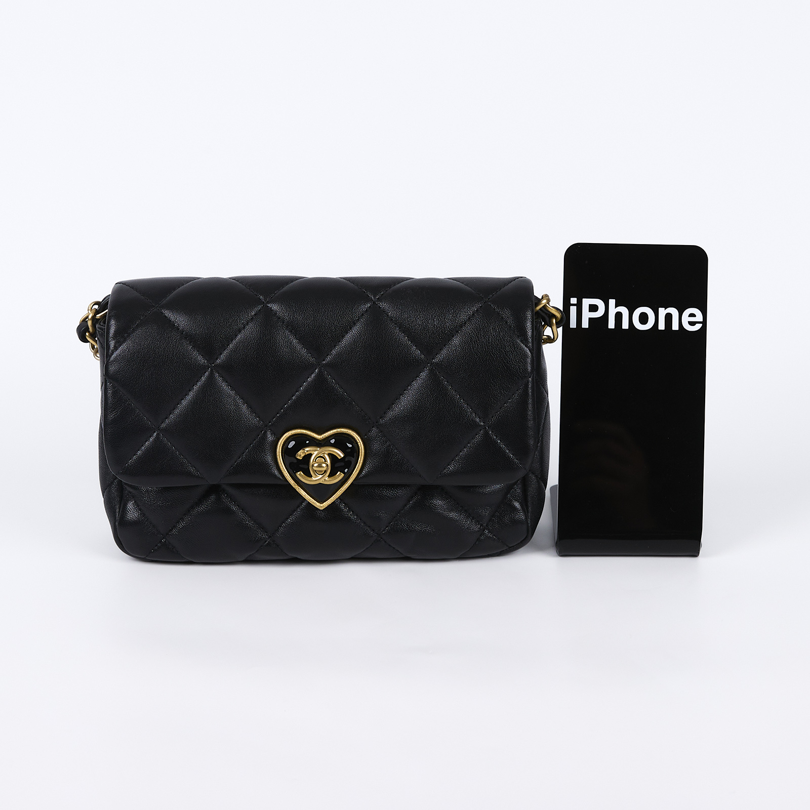 香奈兒 CHANEL CF Flap Bag  肩背 斜背包 AS3986 晶片款 黑羊愛心砝瑯扣掀蓋包 原廠盒子/防塵袋