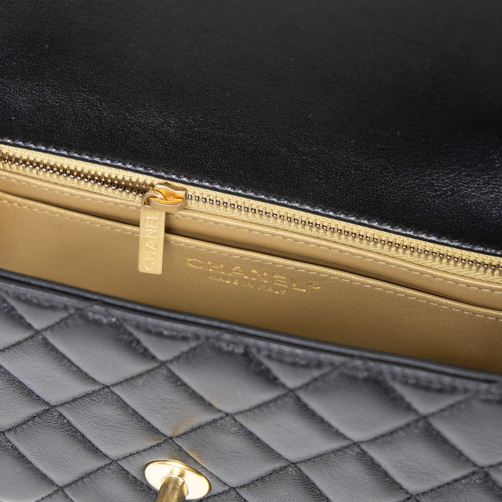 香奈兒 CHANEL Coco 20  肩背 斜背 經典口蓋包  晶片款 黑金羊雙C調節扣COCO20 原廠盒子/防塵袋