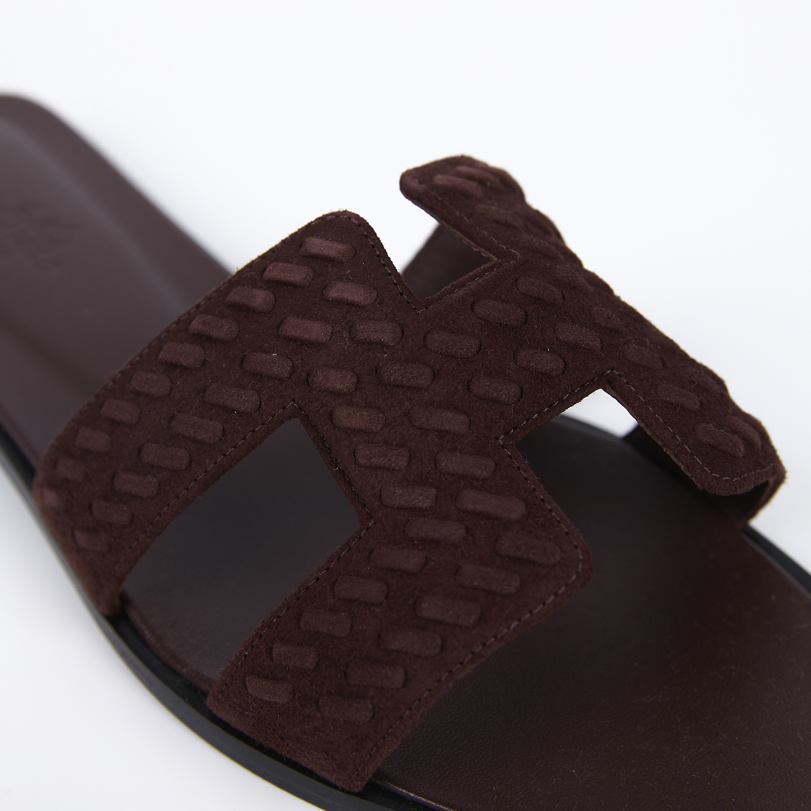 愛馬仕 Hermes Oran 涼鞋 朱紅色 H252179ZvD0385 /PE3.252179Z2505 麂皮深棕編織H拖鞋 原廠盒子/防塵袋