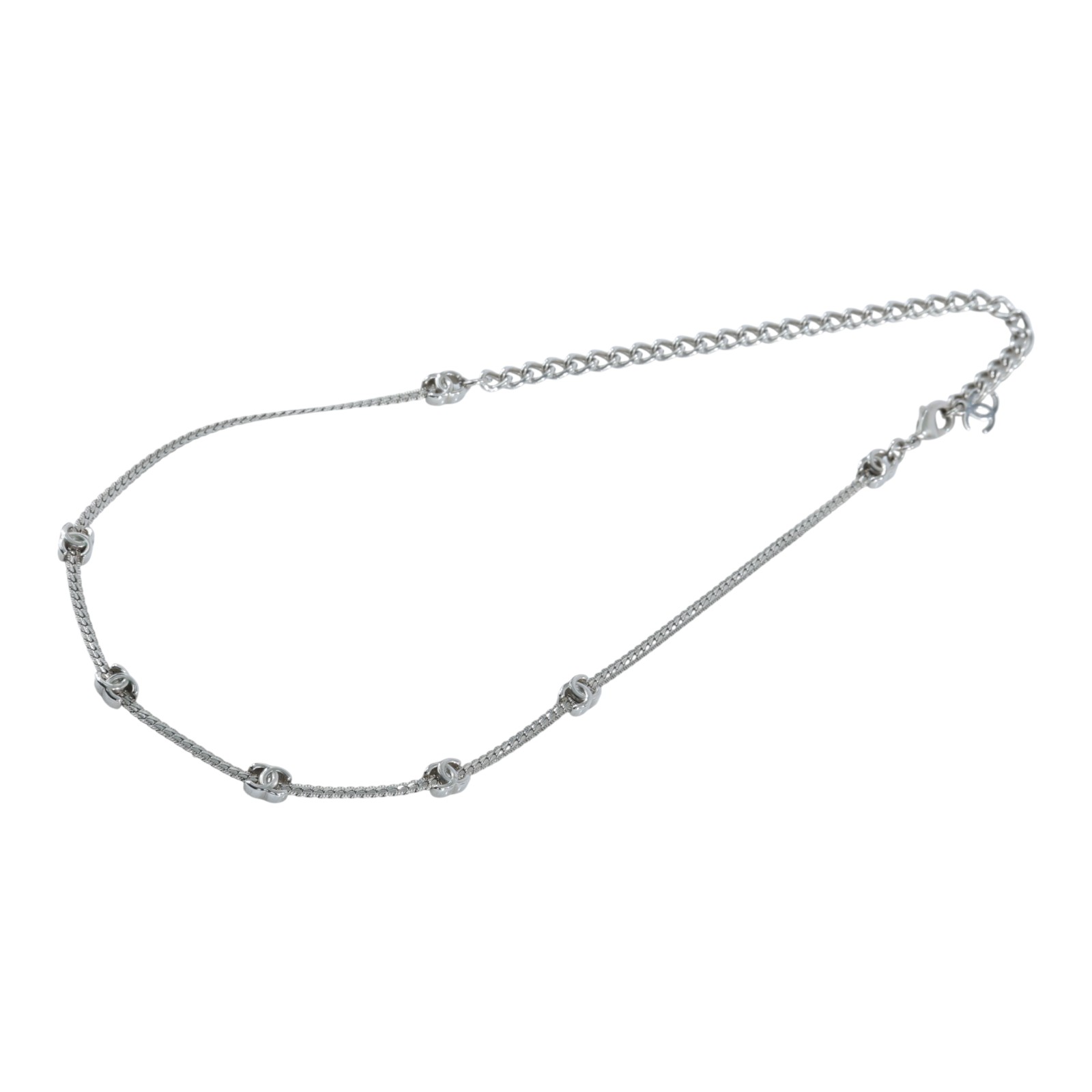 香奈兒 CHANEL CC LOGO choker 項鍊 ABE255 B18058ABE255/A24B 銀色7P LOGO項鍊 原廠盒子/購買證明影本