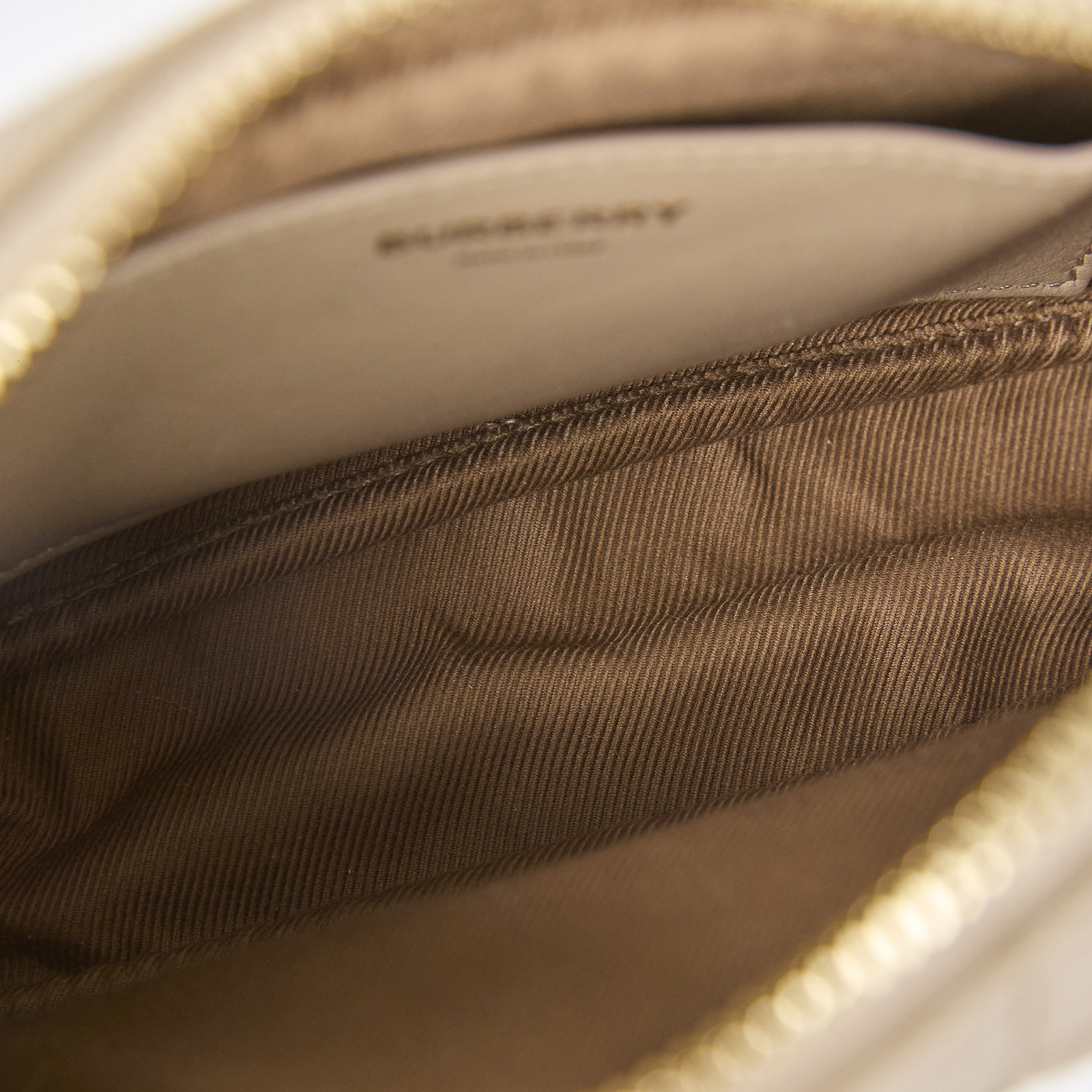 博柏利 BURBERRY 菱格絎縫  肩背包 斜背包 8063025 膚MINI LOLA相機包 防塵袋