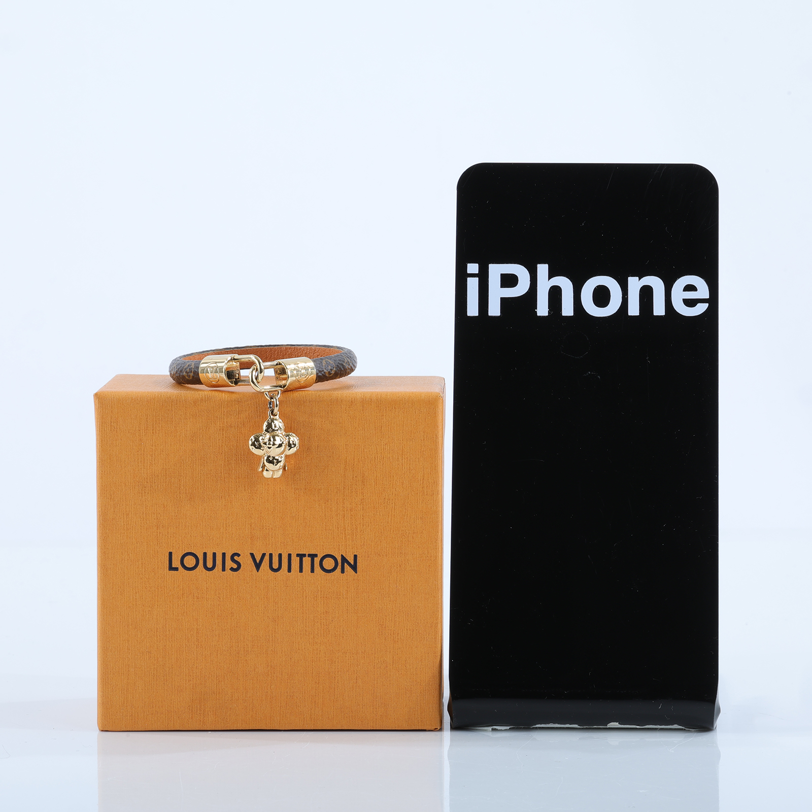 路易威登 LOUIS VUITTON 老花 Vivienne 手環 M6773F 原花Vivienne手環 原廠盒子/防塵袋